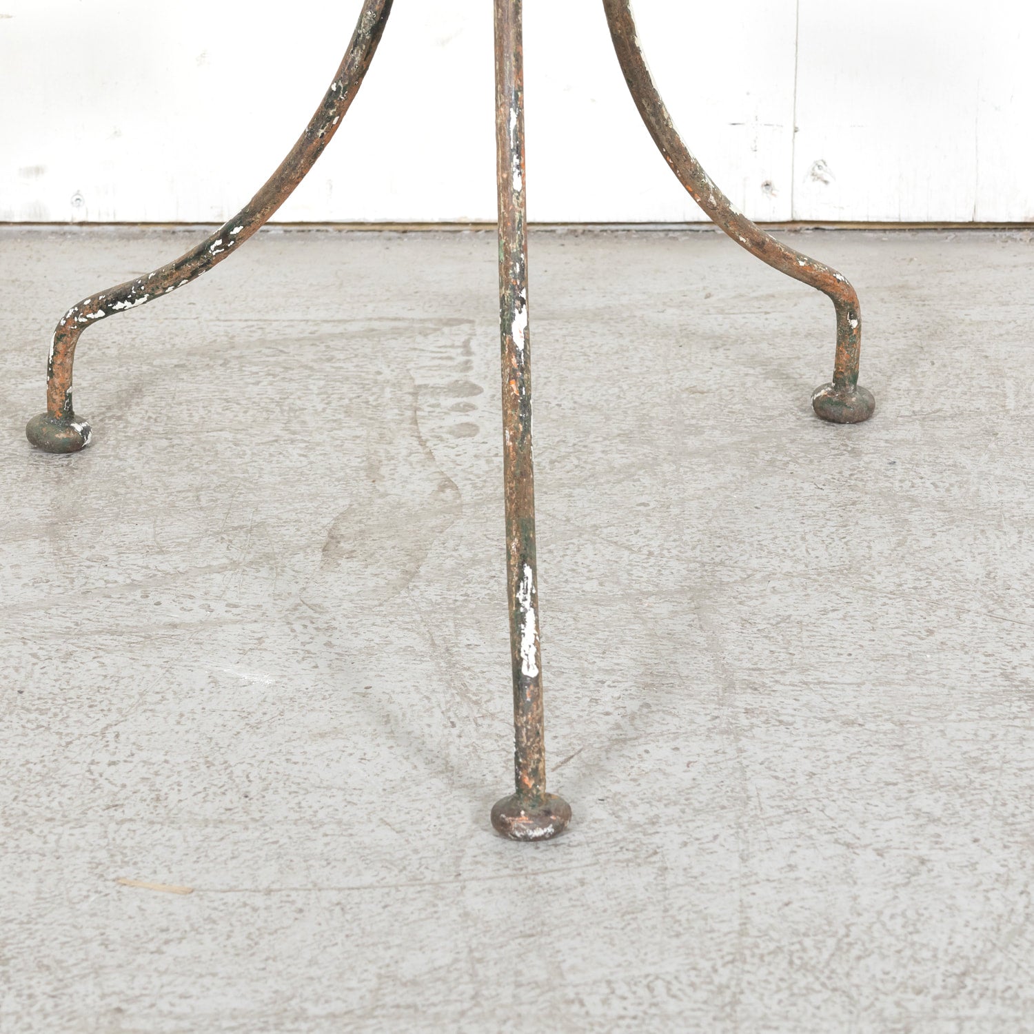 フランス アンティーク Cast Iron Round Bistro Table 19th Century French Bistro or Garden Table with Round Slate