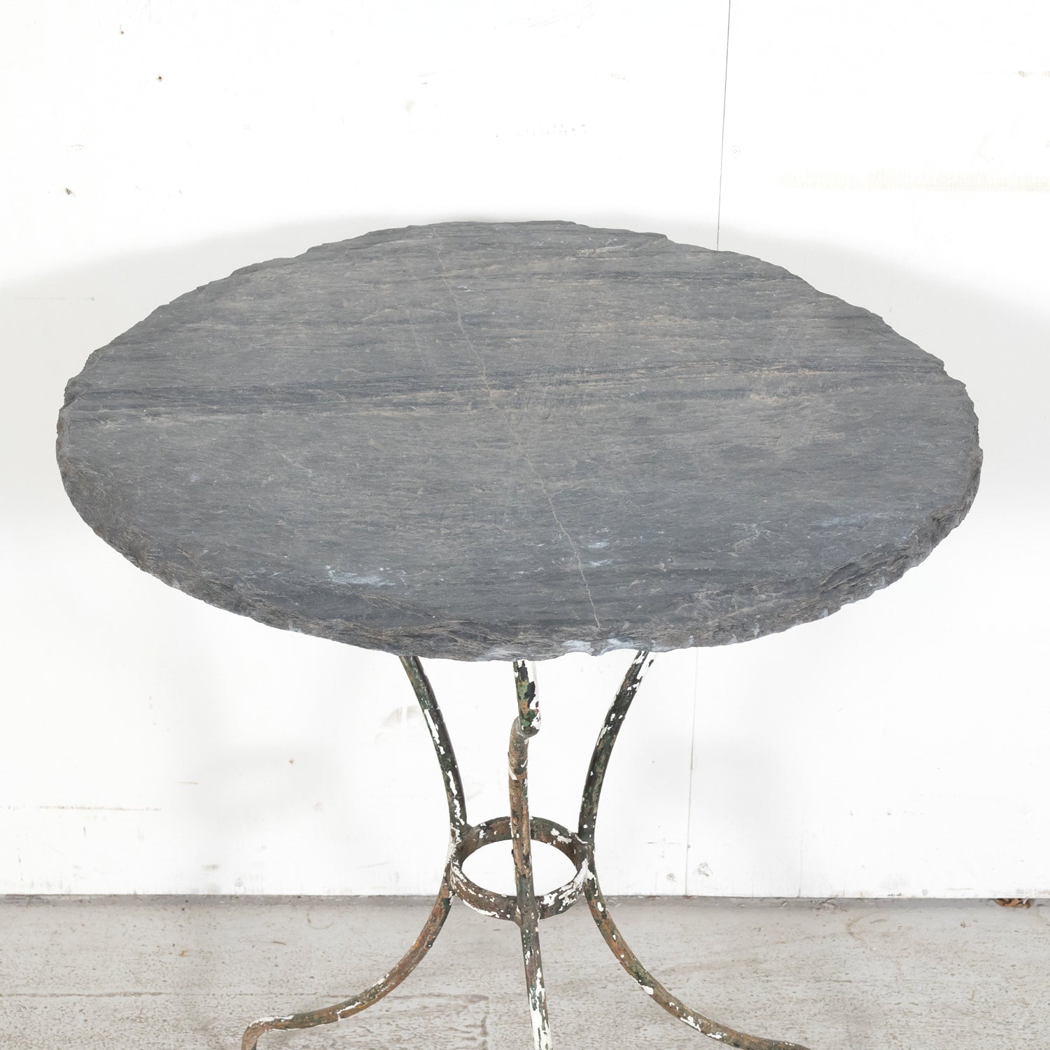フランス アンティーク Cast Iron Round Bistro Table French Country Round Bistro Table | Antique Farmhouse
