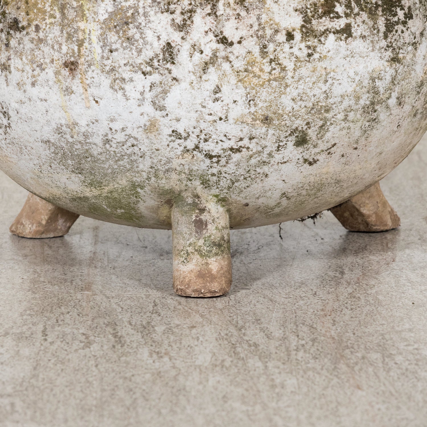 Mid-Century Modern Willy Guhl Cauldron Shaped Marmite Planter