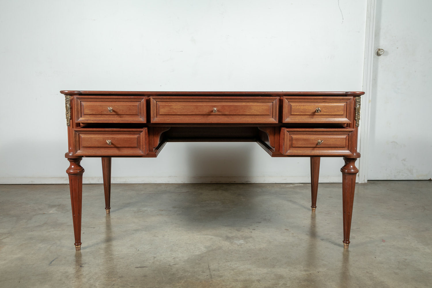 French Louis XVI Style Mahogany Bureau Plat with Tooled Leather Top 