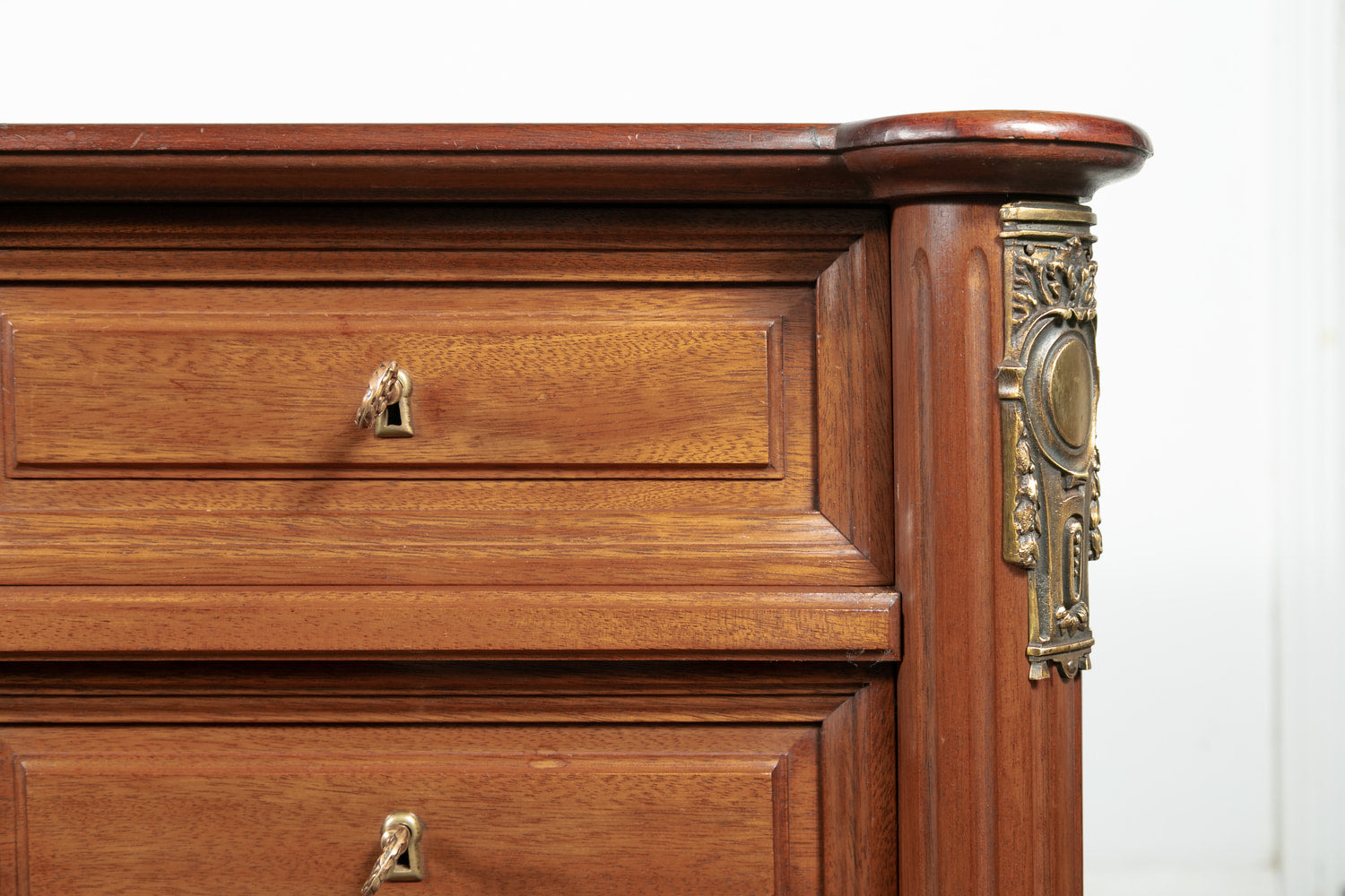 French Louis XVI Style Mahogany Bureau Plat with Tooled Leather Top 