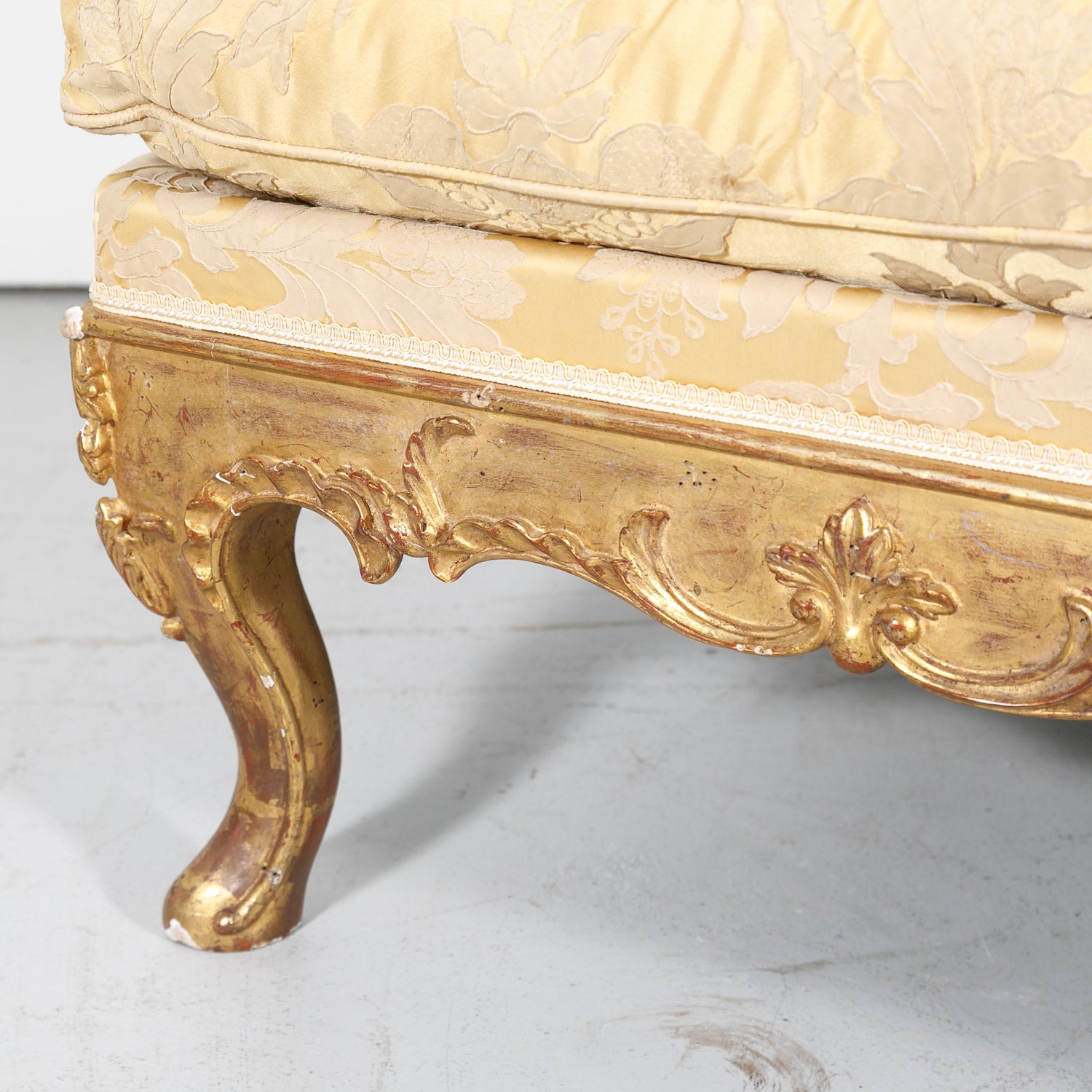 Fine 19th Century Louis XV Style Giltwood Bench or Banquette with Loose Cushion