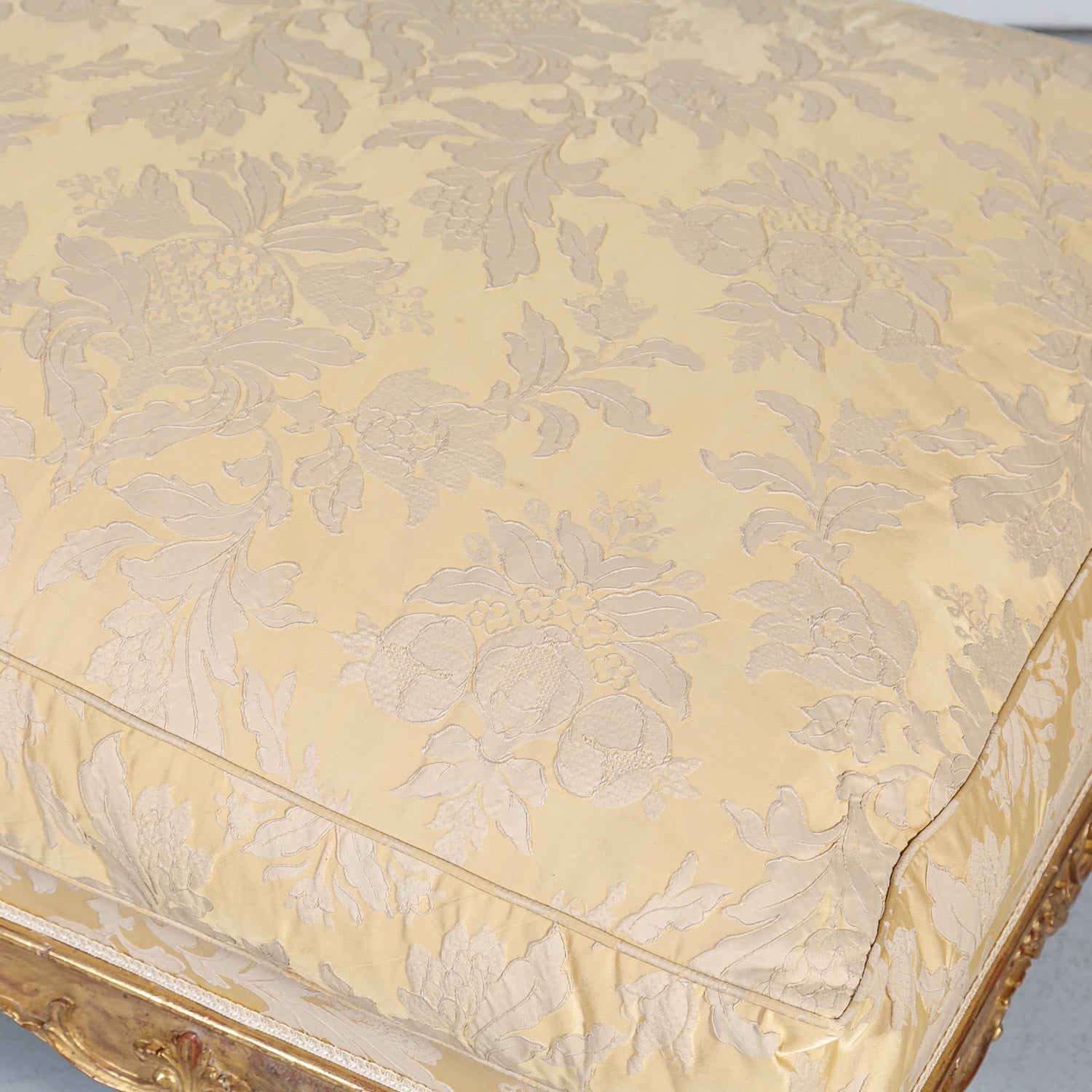 Fine 19th Century Louis XV Style Giltwood Bench or Banquette with Loose Cushion