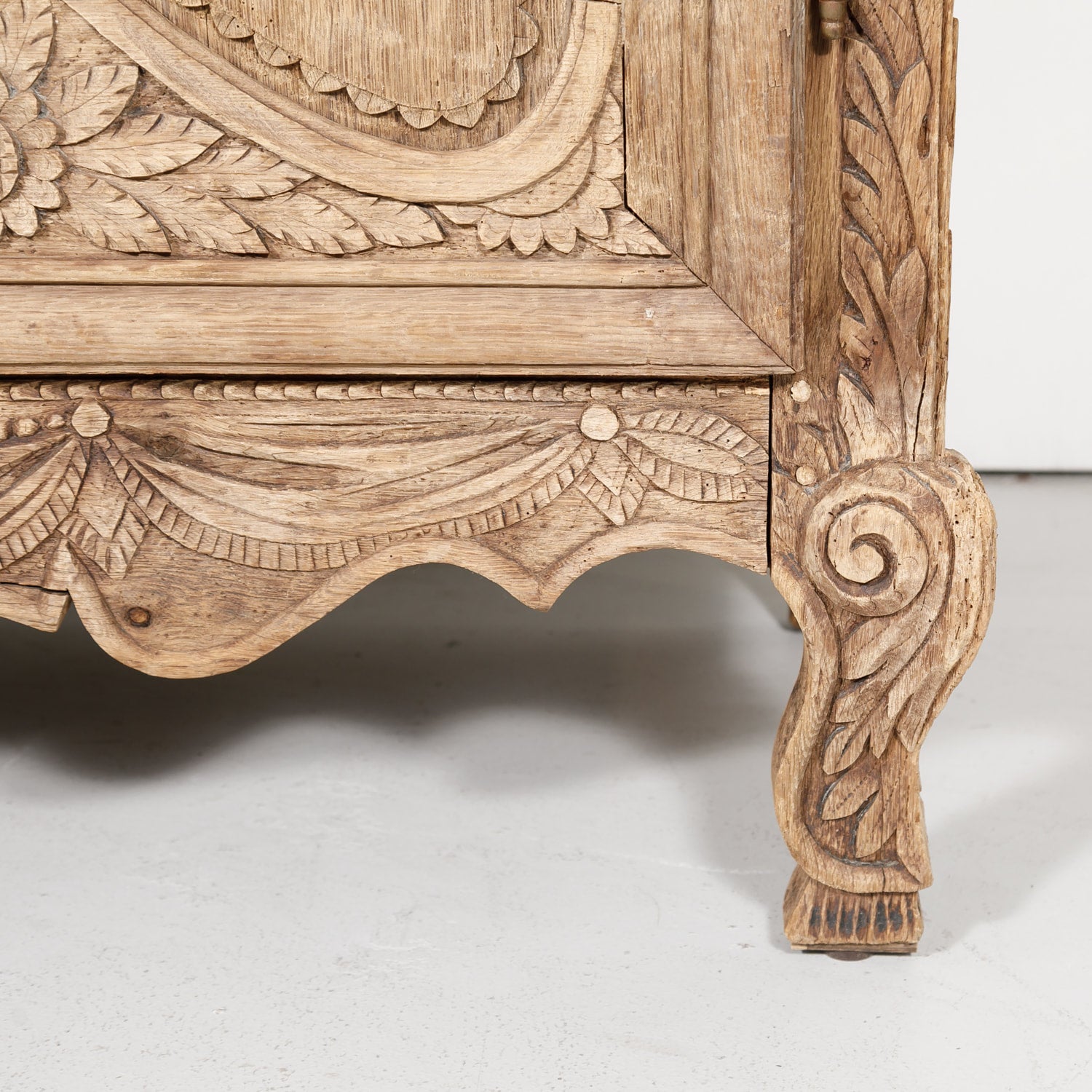 Early 19th Century French Country Louis XV Style Bleached Oak Normandy Wedding Armoire 