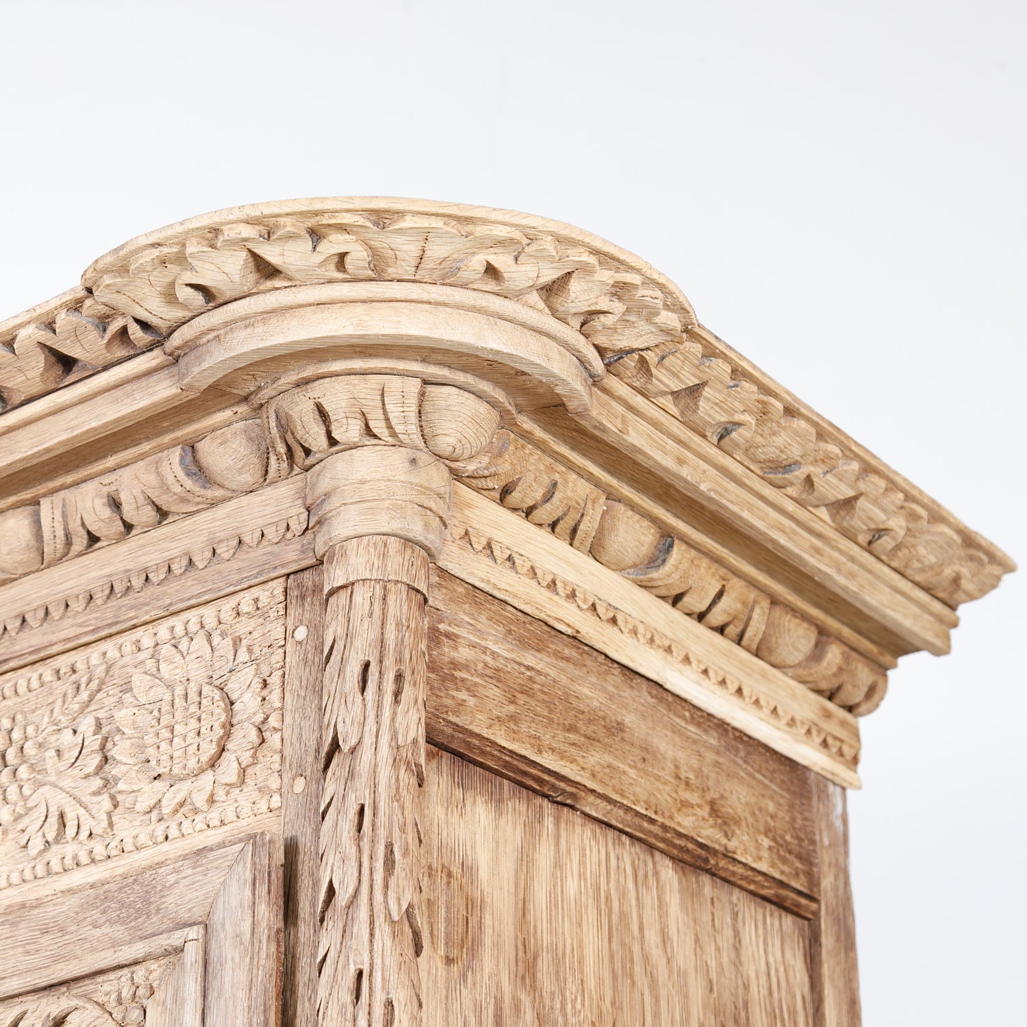 Early 19th Century French Country Louis XV Style Bleached Oak Normandy Wedding Armoire 