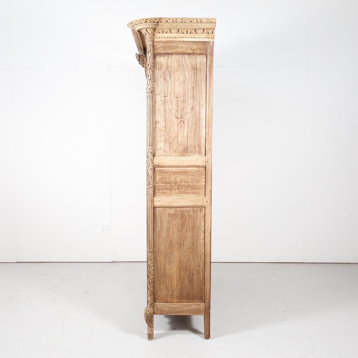 Early 19th Century French Country Louis XV Style Bleached Oak Normandy Wedding Armoire 