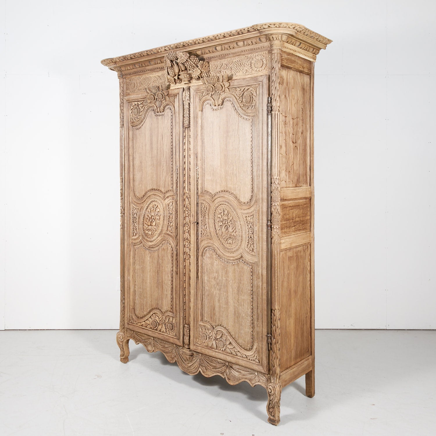 Early 19th Century French Country Louis XV Style Bleached Oak Normandy Wedding Armoire 