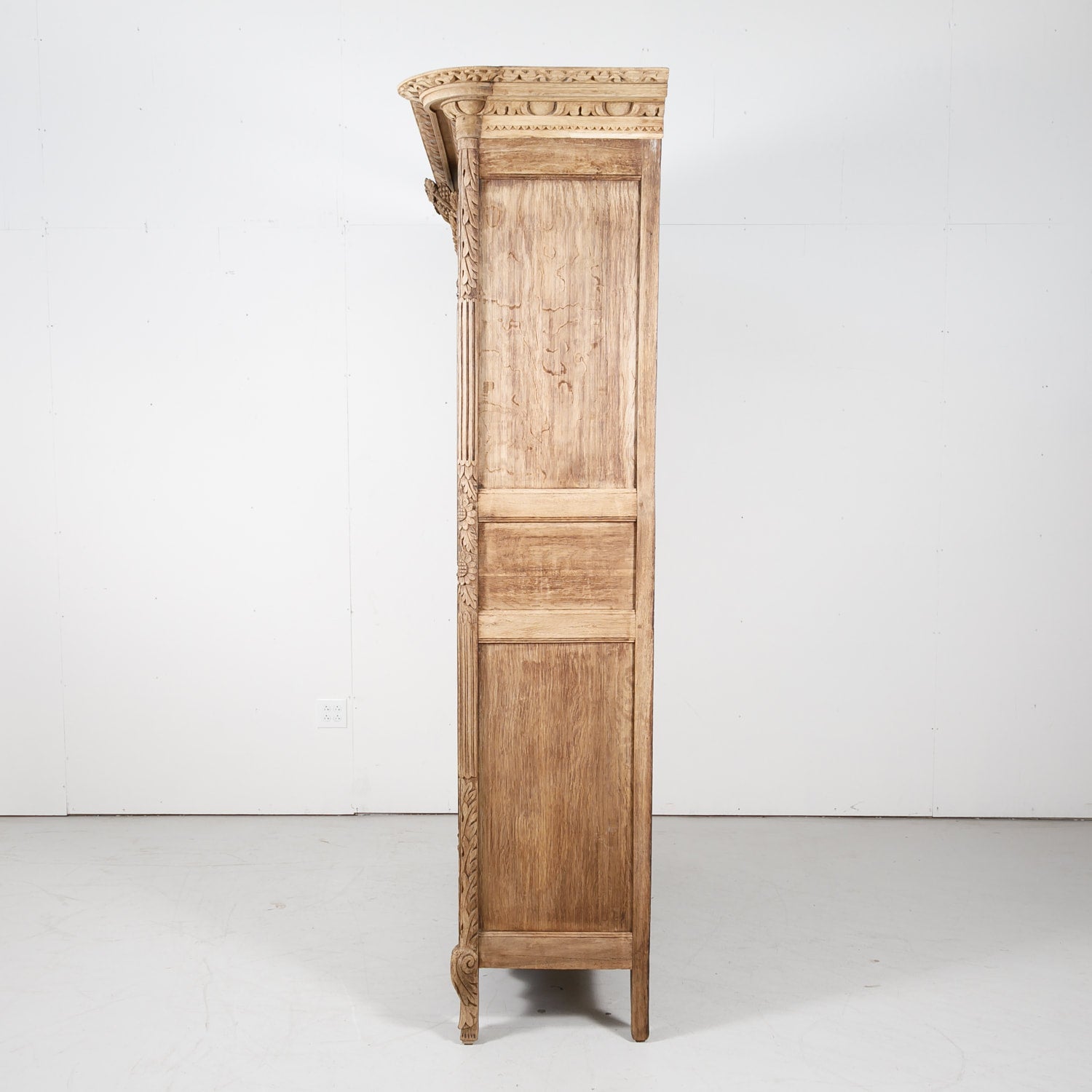 Early 19th Century French Country Louis XV Style Bleached Oak Normandy Wedding Armoire 