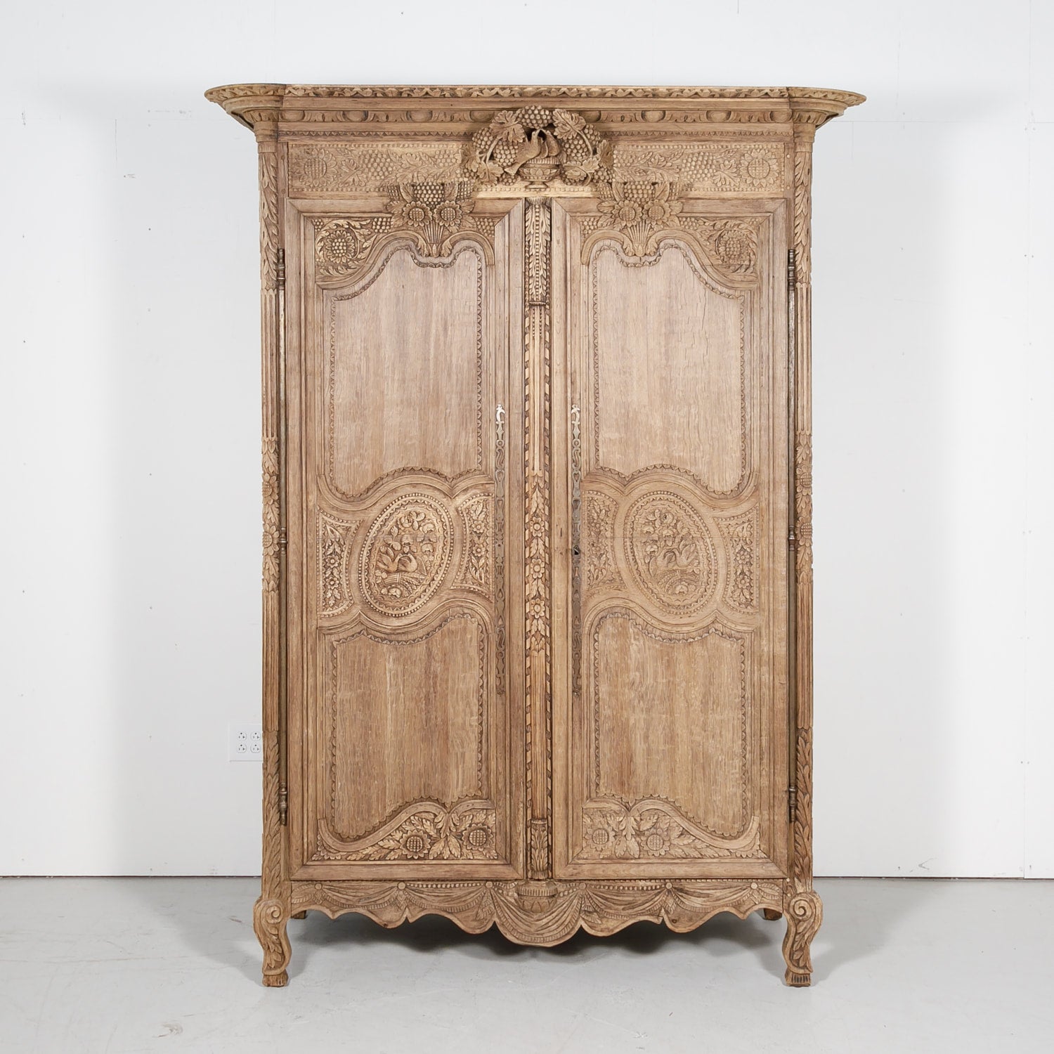 Early 19th Century French Country Louis XV Style Bleached Oak Normandy Wedding Armoire 