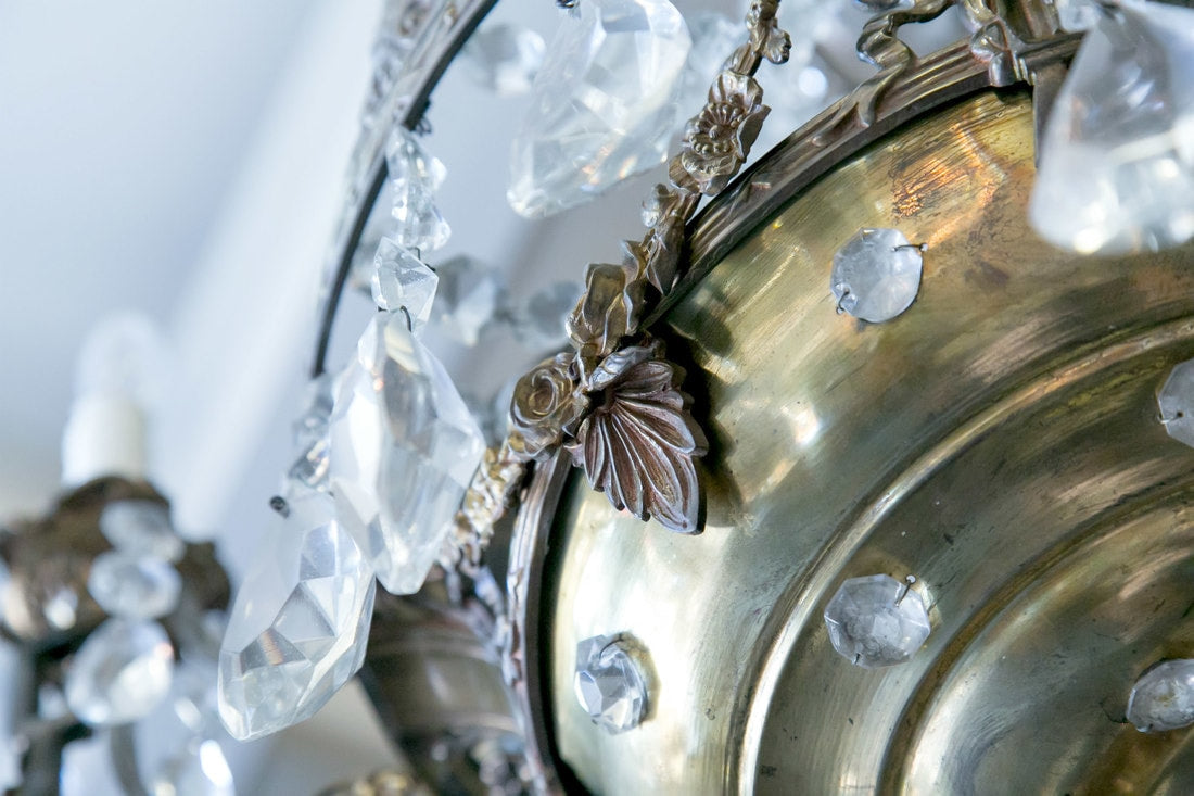 19th Century Louis XV Style Bronze and Crystal 12-Light Chandelier