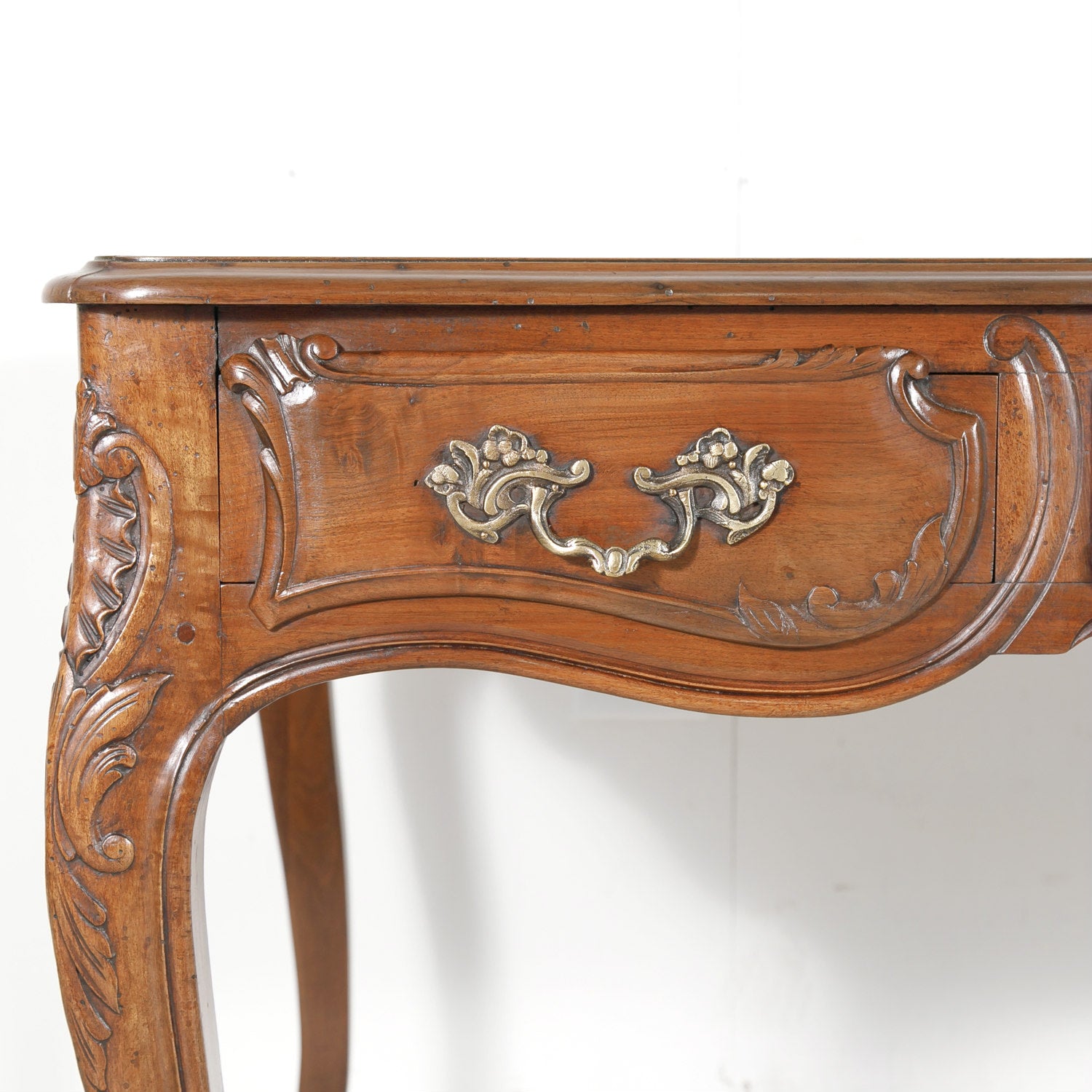 19th Century French Louis XV Walnut Bureau Plat or Writing Table
