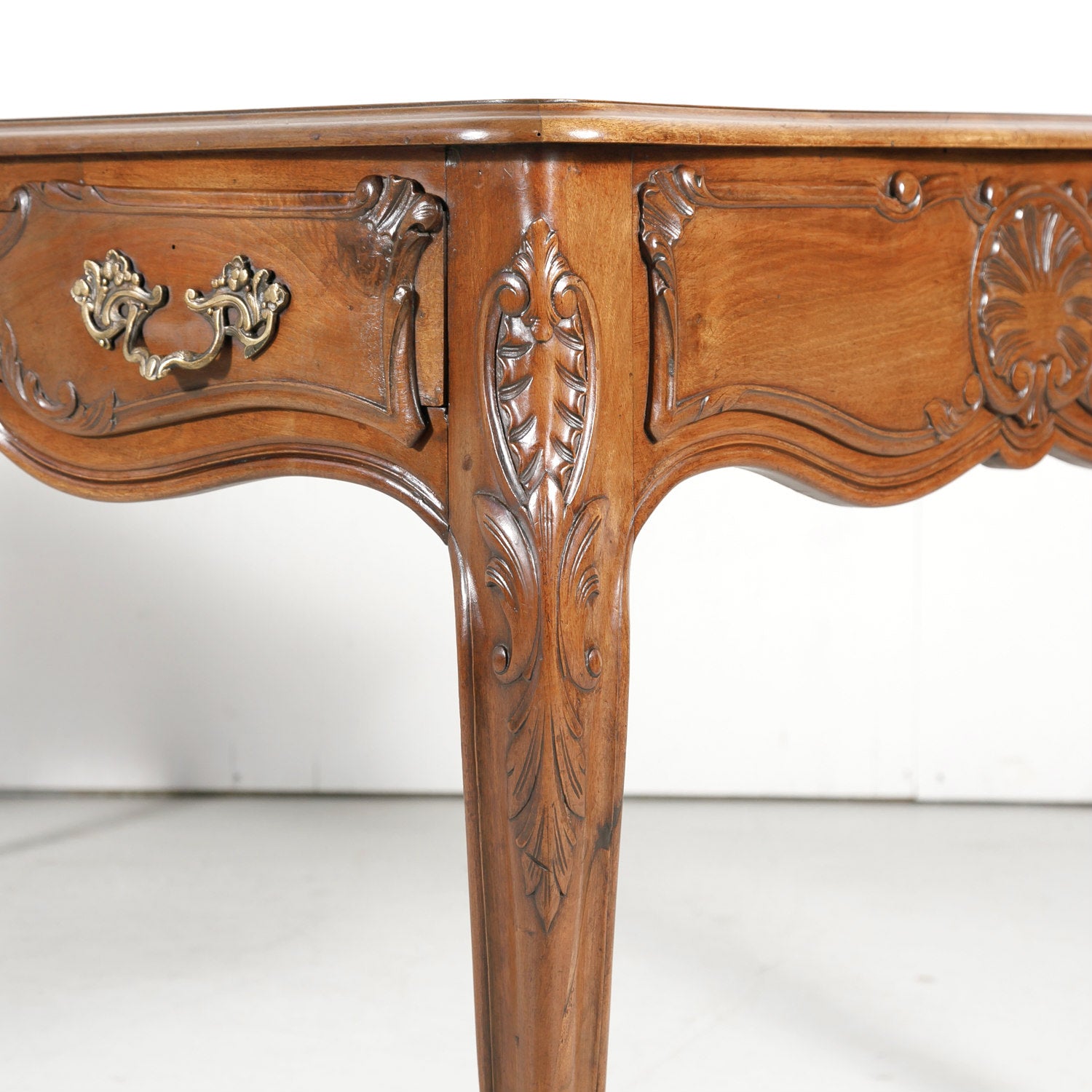 19th Century French Louis XV Walnut Bureau Plat or Writing Table