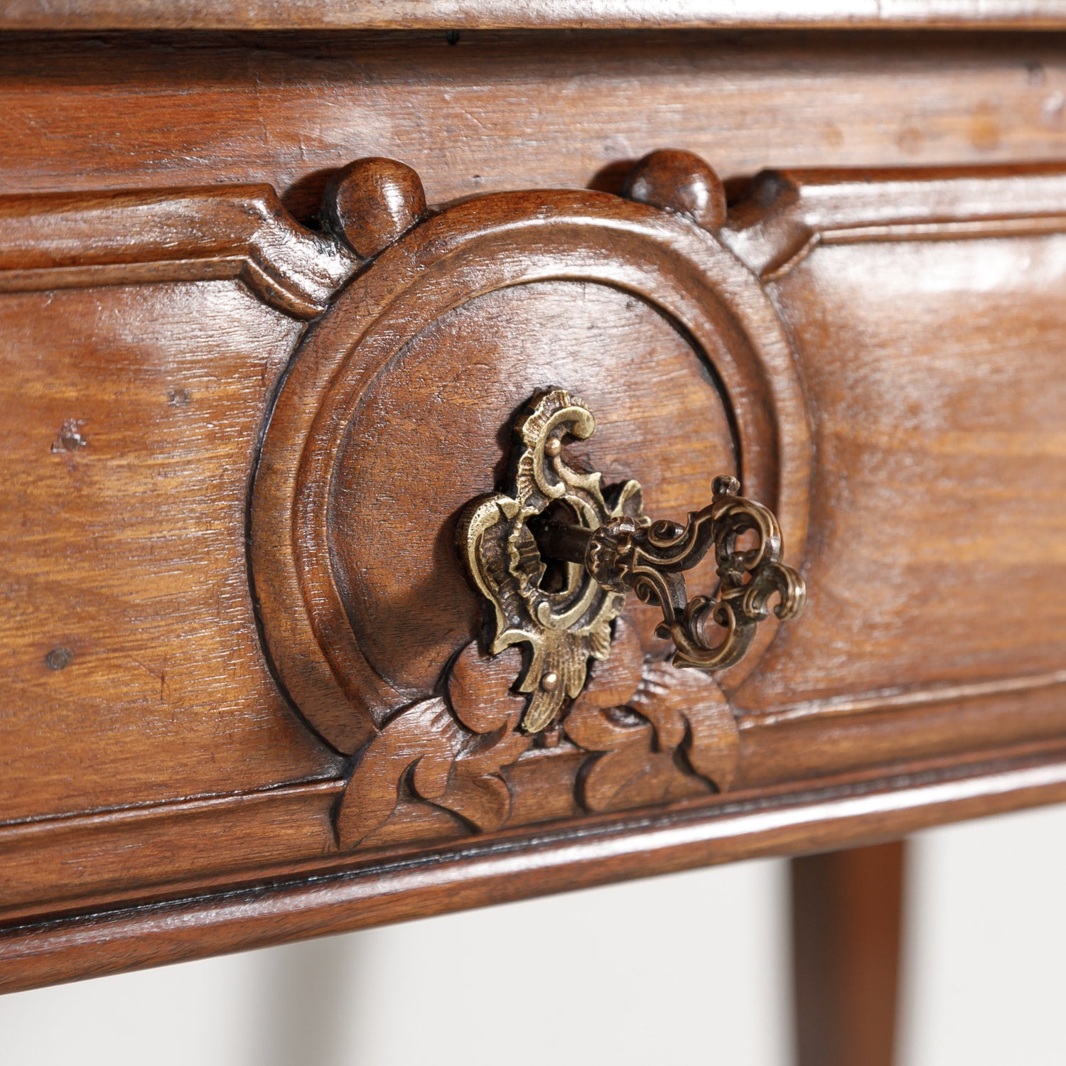 19th Century French Louis XV Walnut Bureau Plat or Writing Table