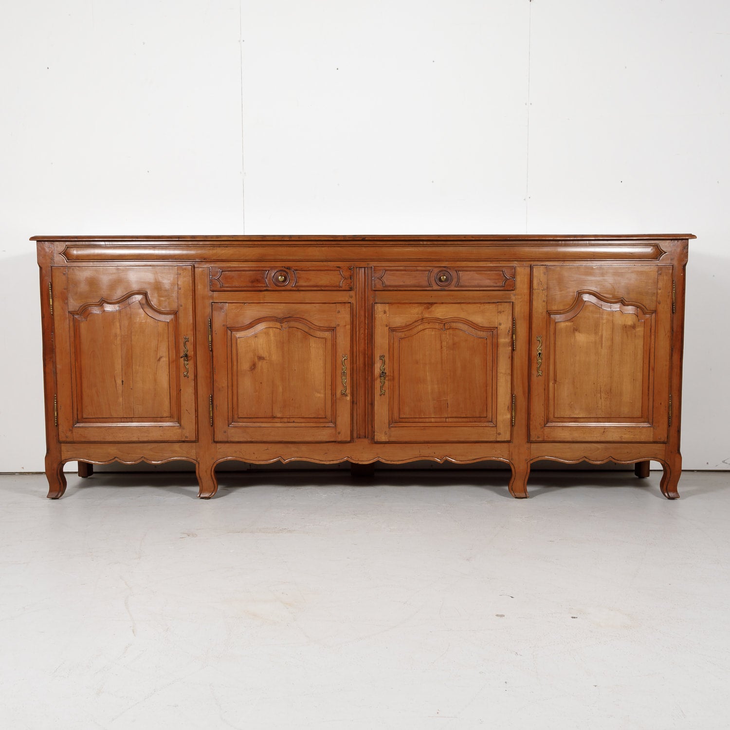 Early 19th Century French Country Louis XV Style Cherry Enfilade Buffet 