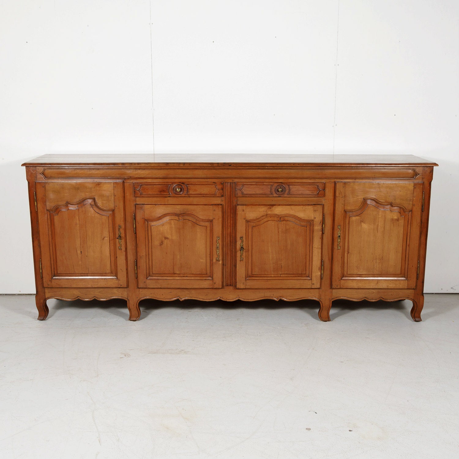 Early 19th Century French Country Louis XV Style Cherry Enfilade Buffet 