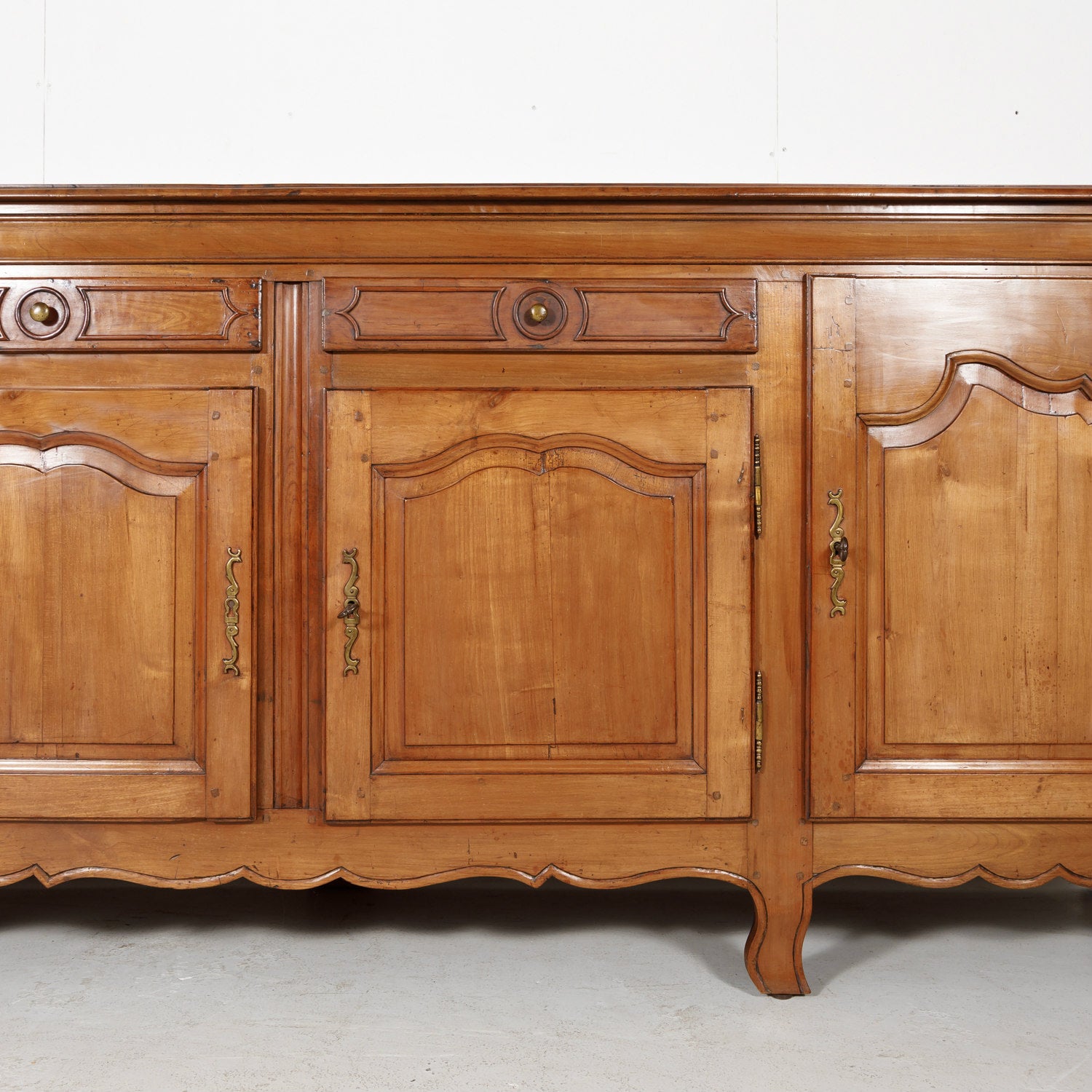 Early 19th Century French Country Louis XV Style Cherry Enfilade Buffet 