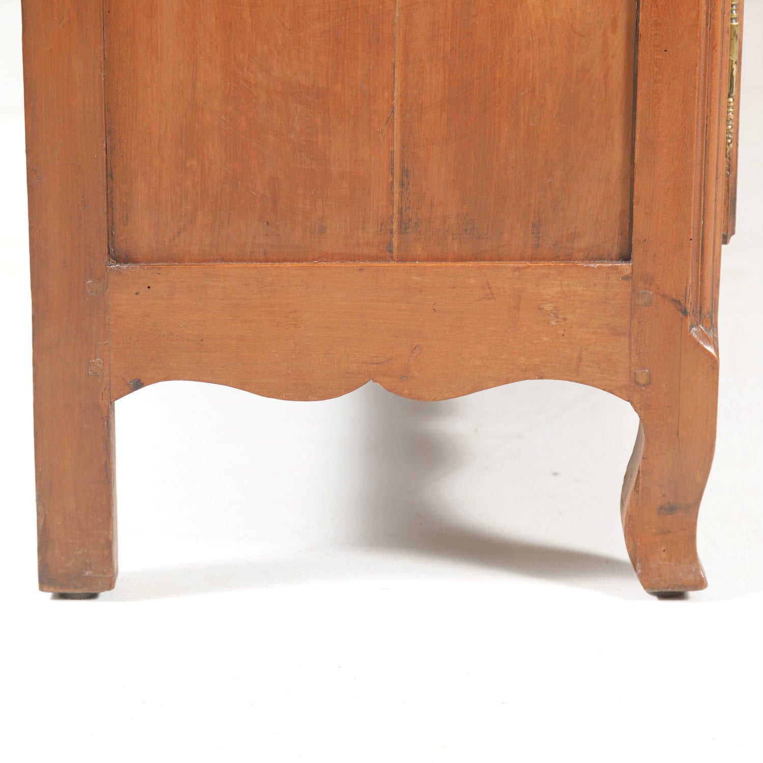 Early 19th Century French Country Louis XV Style Cherry Enfilade Buffet 