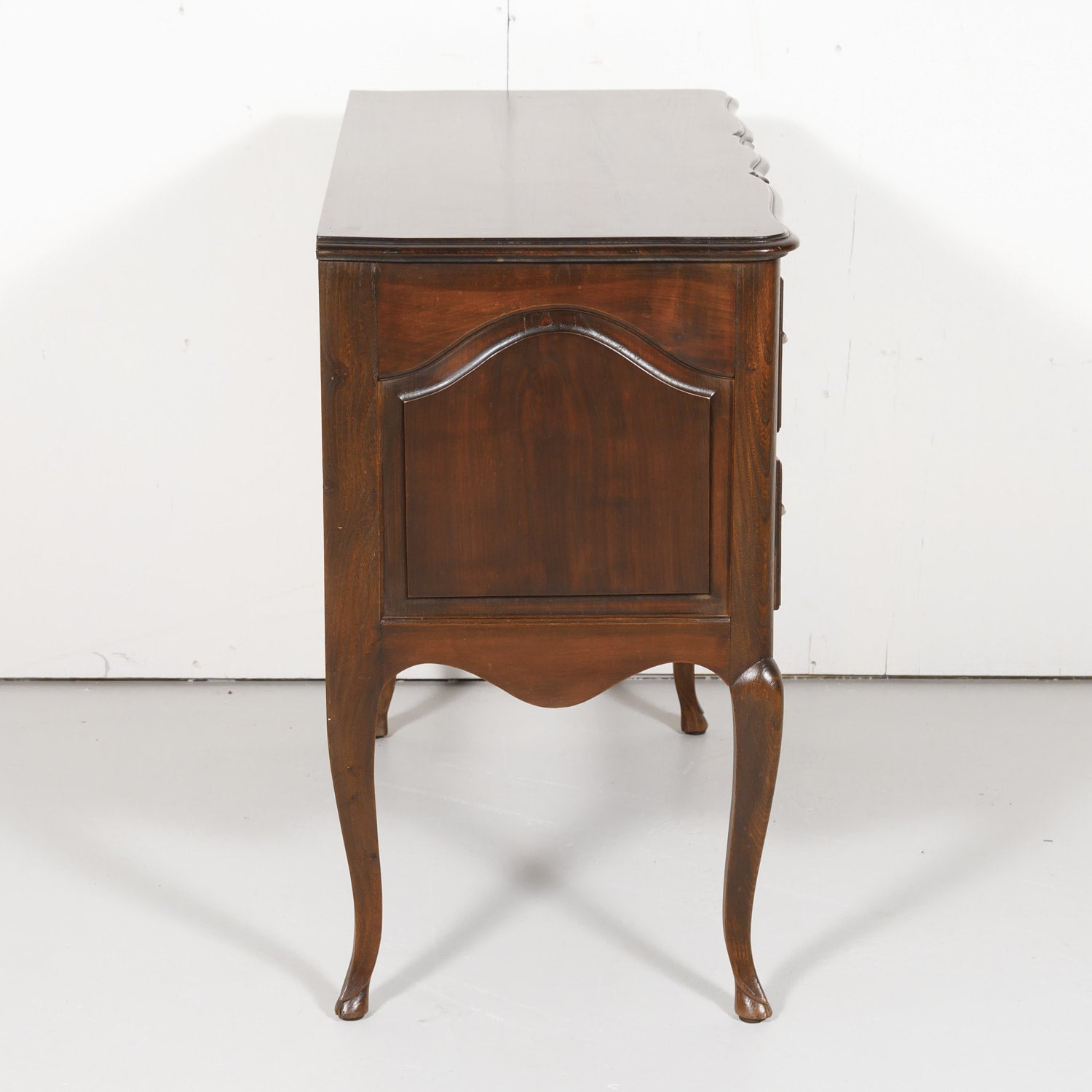 Antique French Louis XV Style Walnut Petite Serpentine Commode Sauteuse 