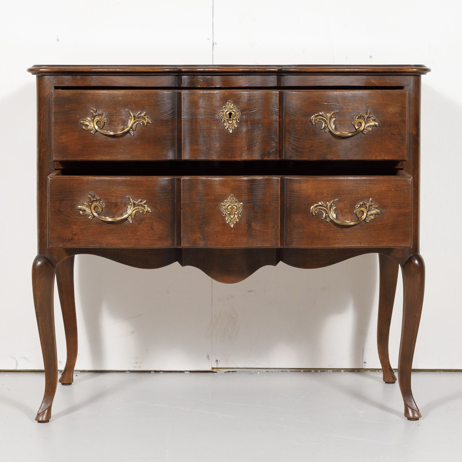 Antique French Louis XV Style Walnut Petite Serpentine Commode Sauteuse 