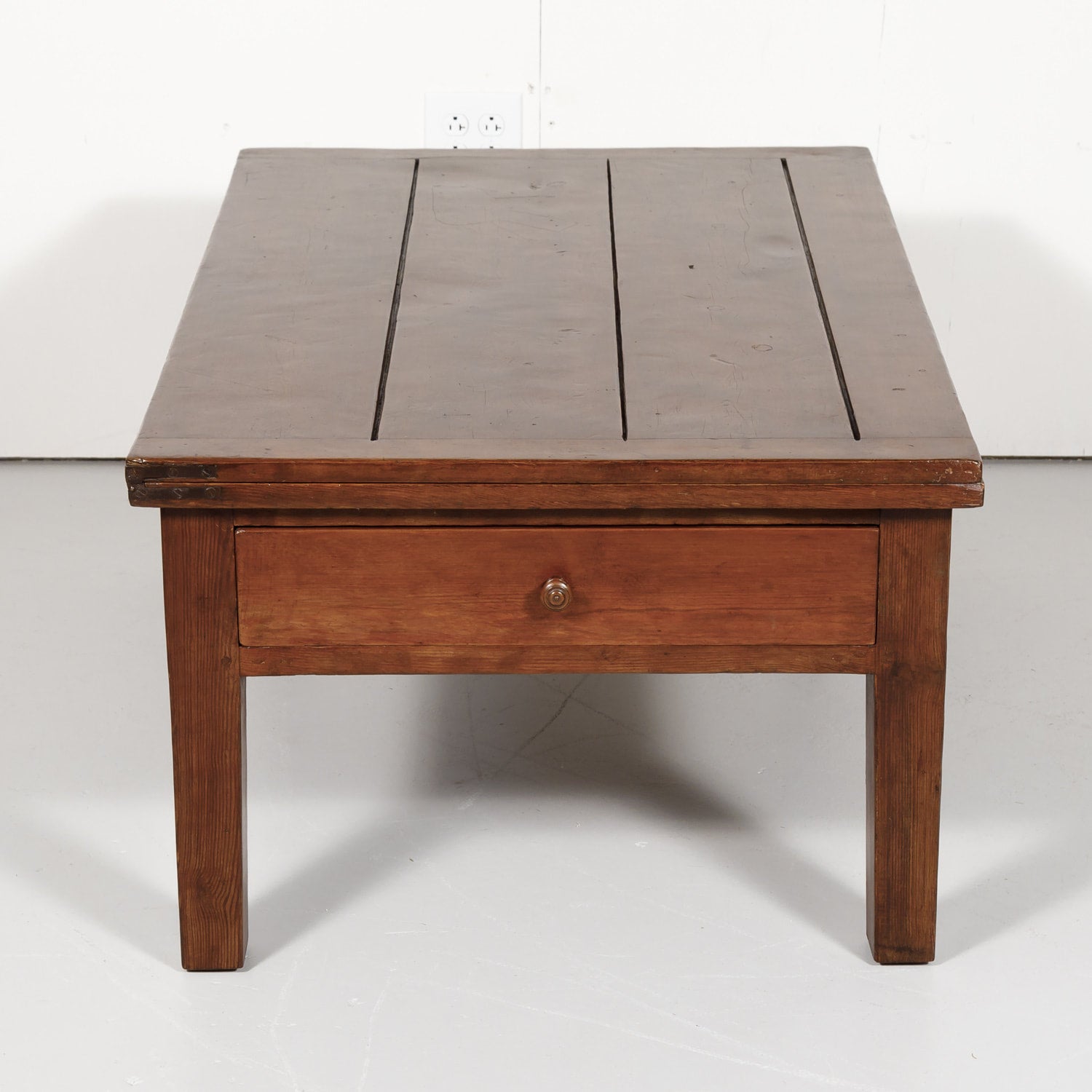19th Century French Country Draw Leaf Table Basse of Coffee Table