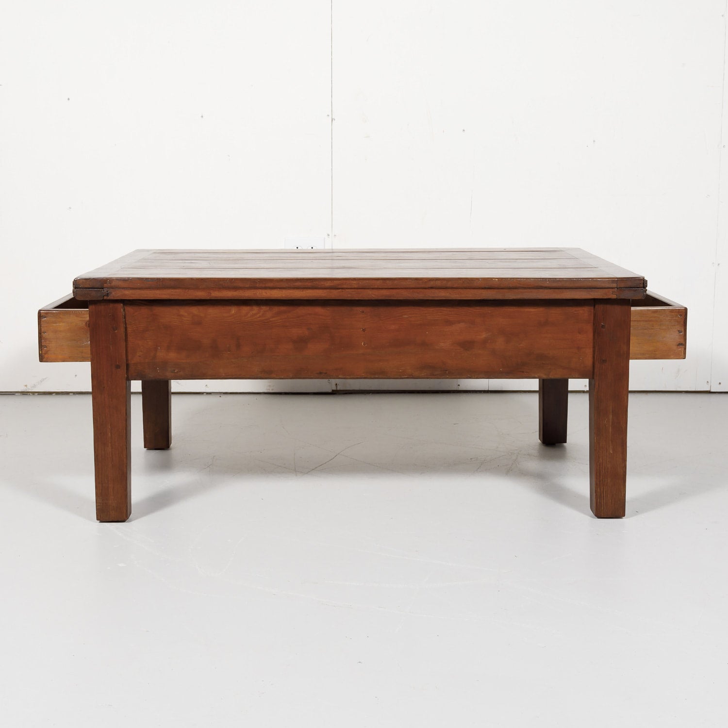 19th Century French Country Draw Leaf Table Basse of Coffee Table
