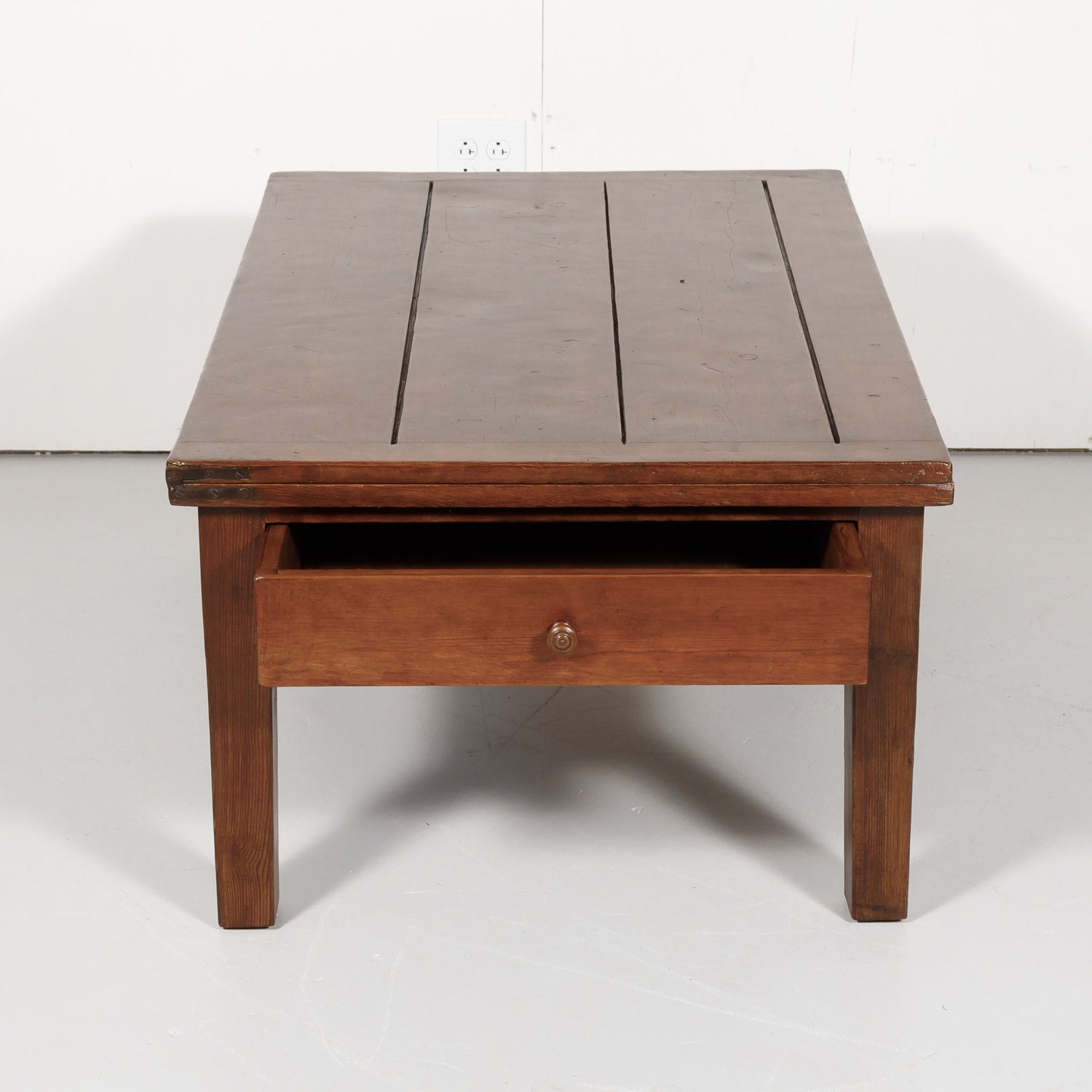 19th Century French Country Draw Leaf Table Basse of Coffee Table