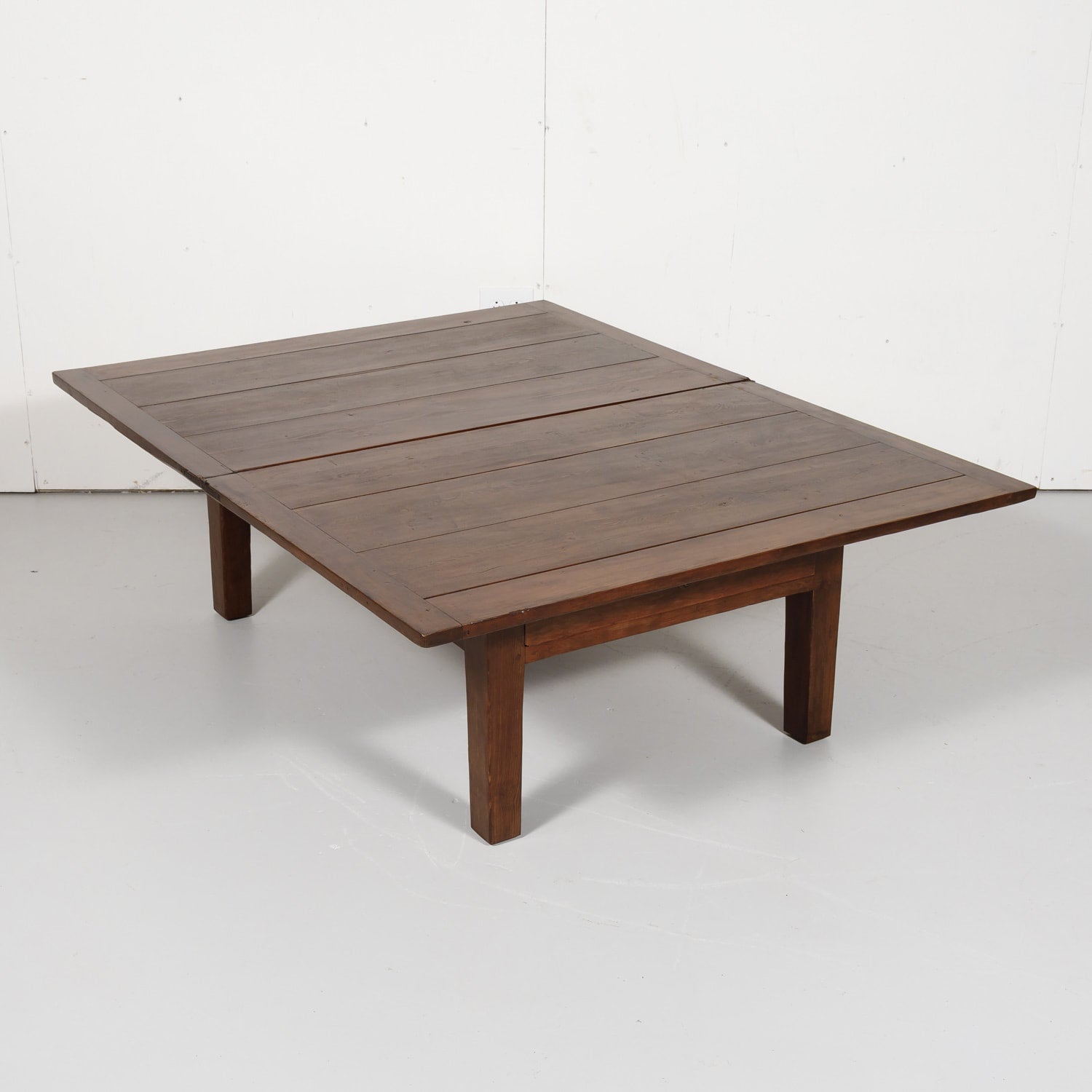 19th Century French Country Draw Leaf Table Basse of Coffee Table