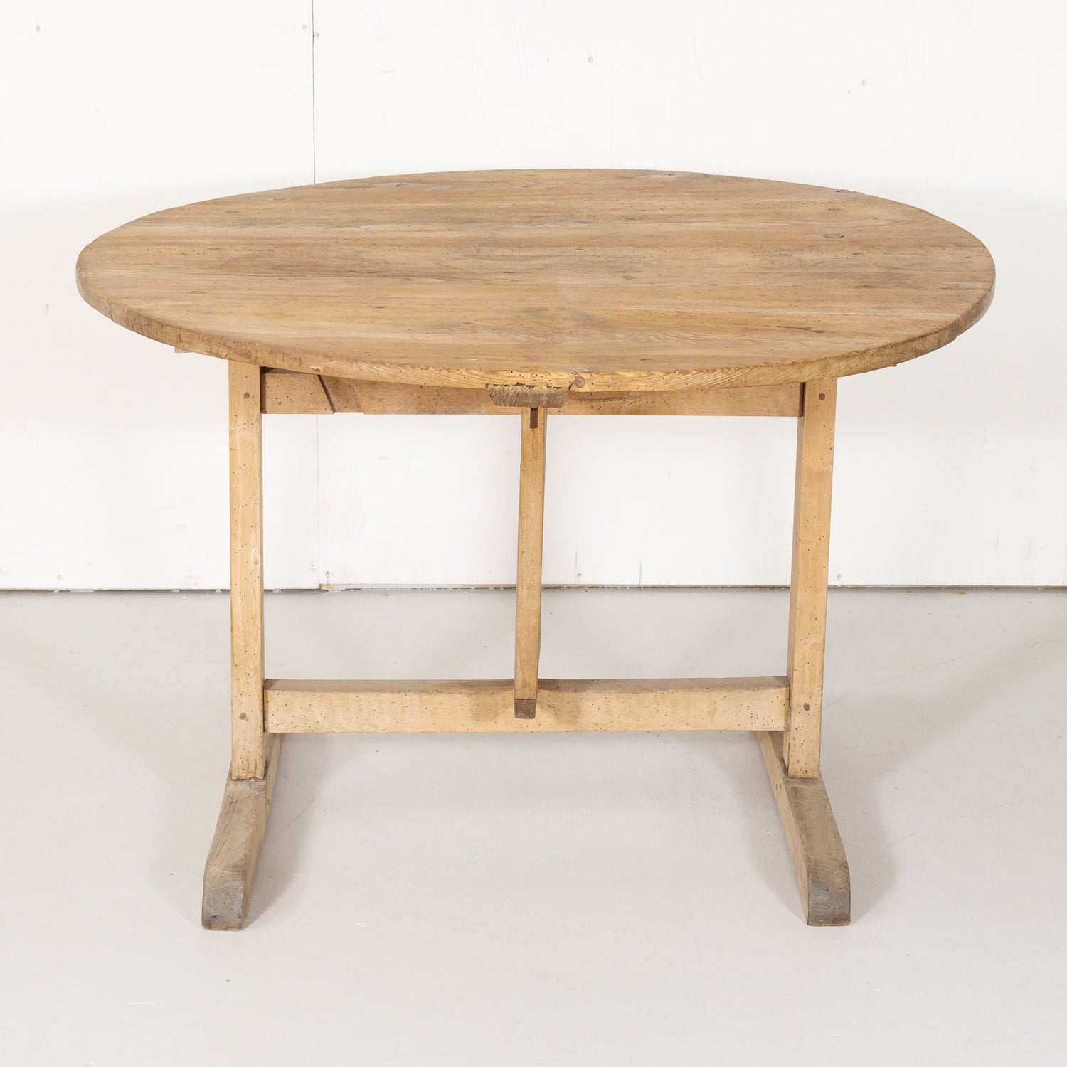 19th Century Rustic Bleached Pine French Vendange or Wine Tasting Tilt-Top Table with Drawer
