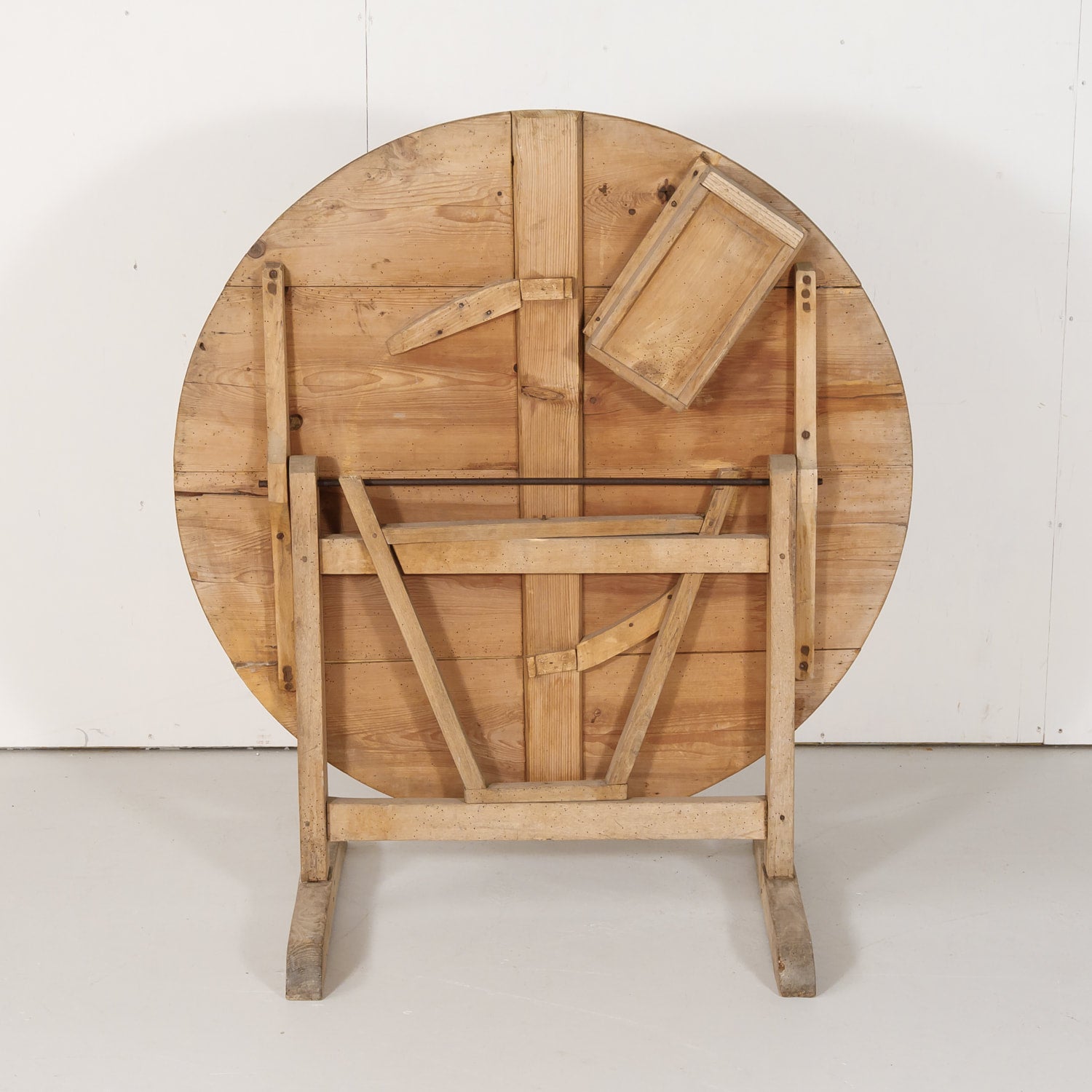 19th Century Rustic Bleached Pine French Vendange or Wine Tasting Tilt-Top Table with Drawer