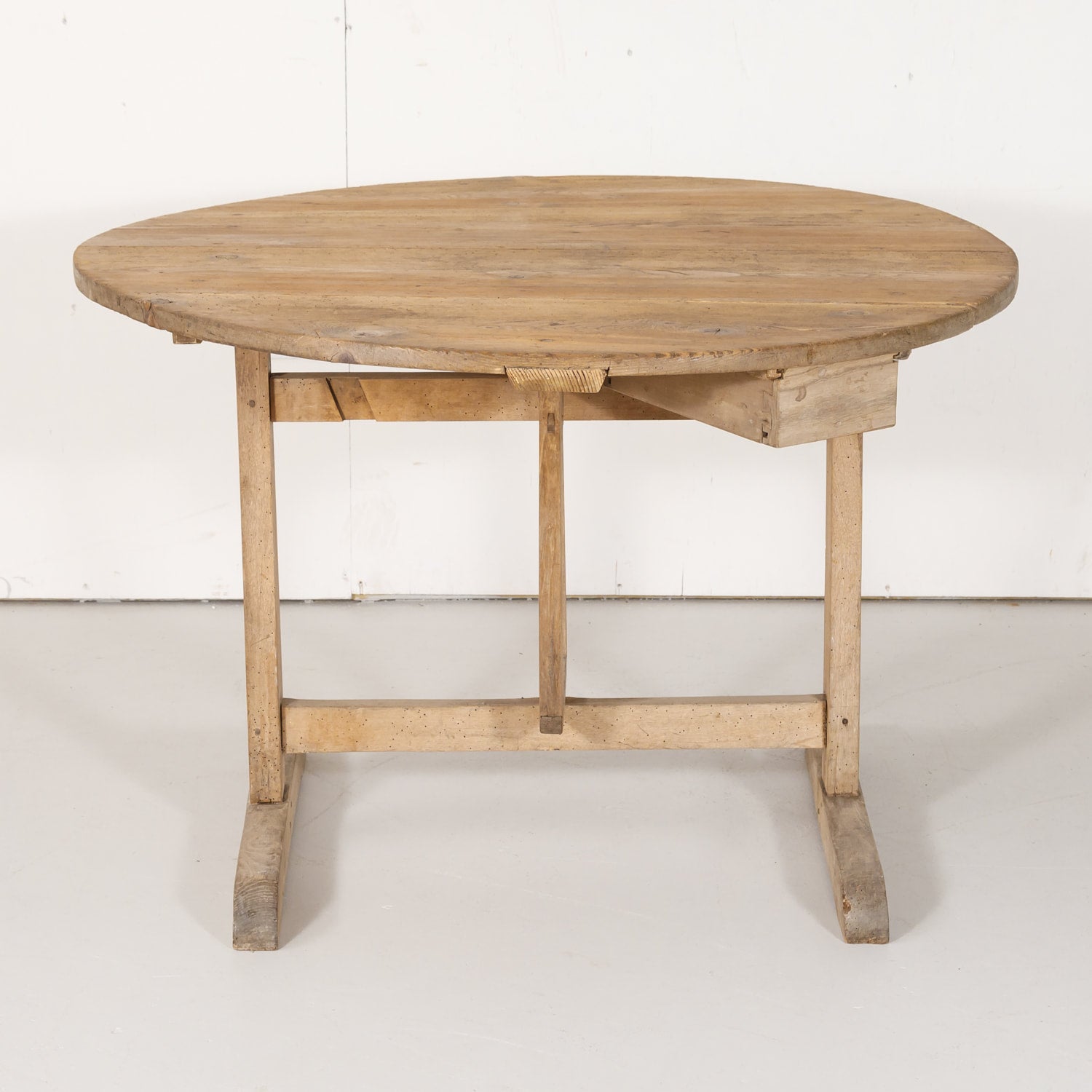 19th Century Rustic Bleached Pine French Vendange or Wine Tasting Tilt-Top Table with Drawer