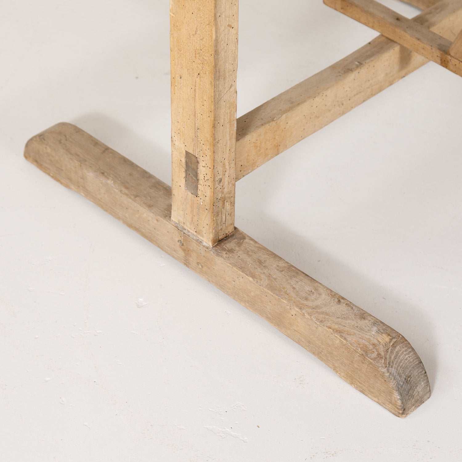 19th Century Rustic Bleached Pine French Vendange or Wine Tasting Tilt-Top Table with Drawer