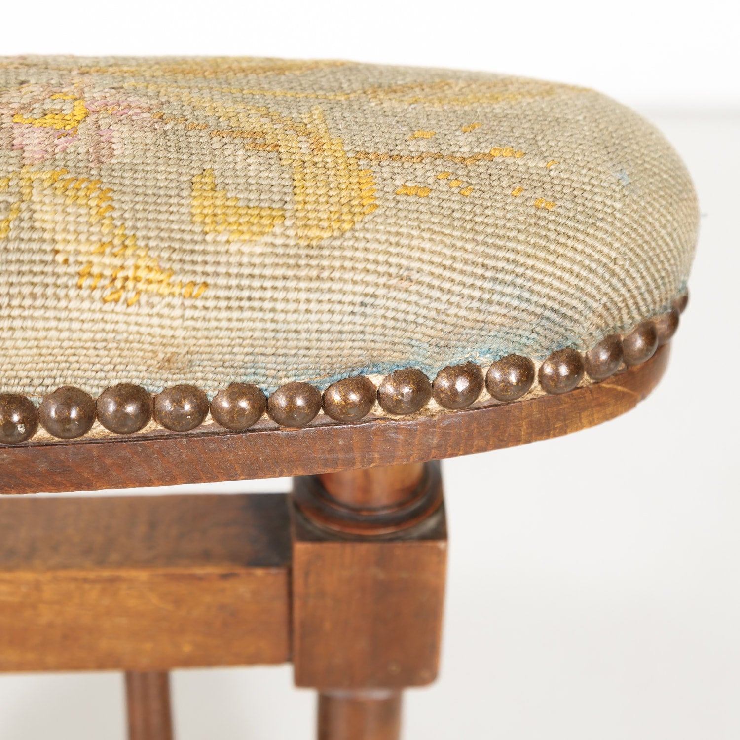 19th Century French Napoleon III Period Prie Dieu or Prayer Chair with Original Needlepoint 