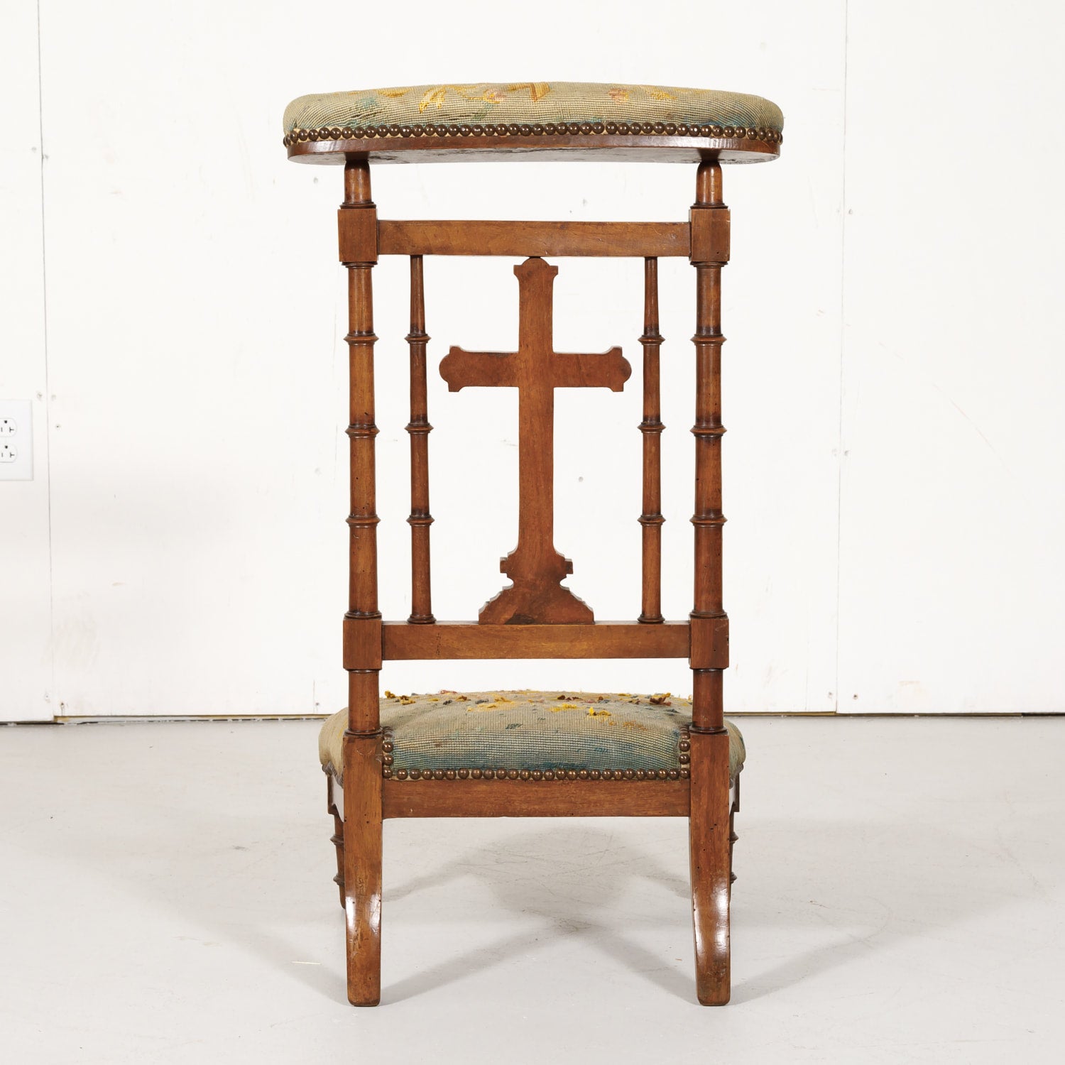 19th Century French Napoleon III Period Prie Dieu or Prayer Chair with Original Needlepoint 