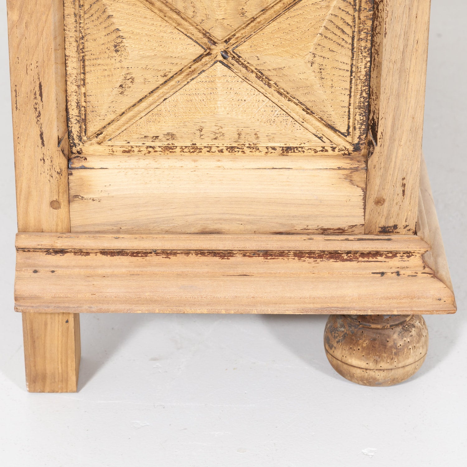 French Louis XIII Style Bleached Oak Petite Coffer