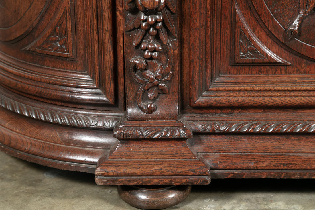 Exceptional 19th Century French Louis XIII Demilune Hunt Enfilade Buffet