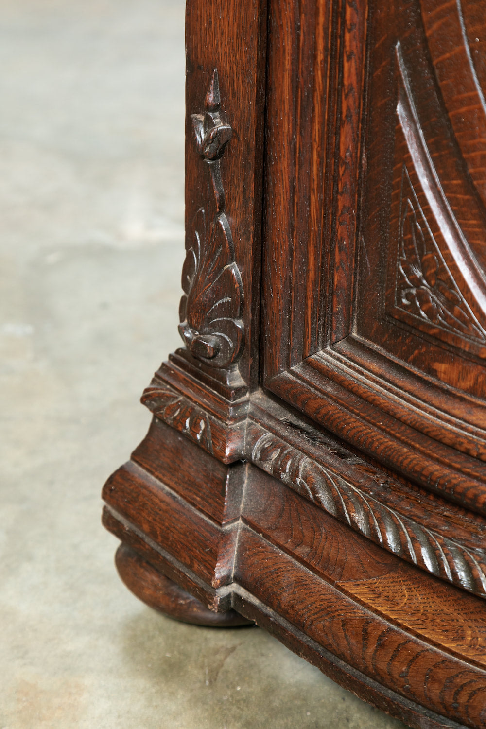 Exceptional 19th Century French Louis XIII Demilune Hunt Enfilade Buffet