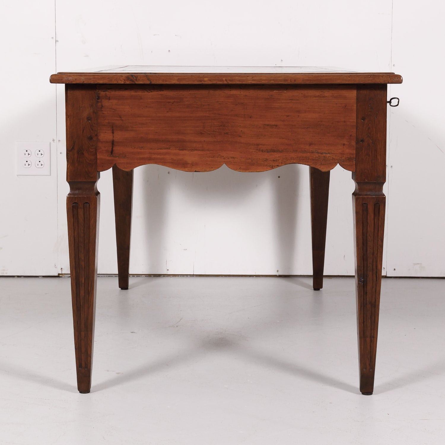 18th Century Louis XV-Louis XVI Transition Period Desk with Tooled Leather Top