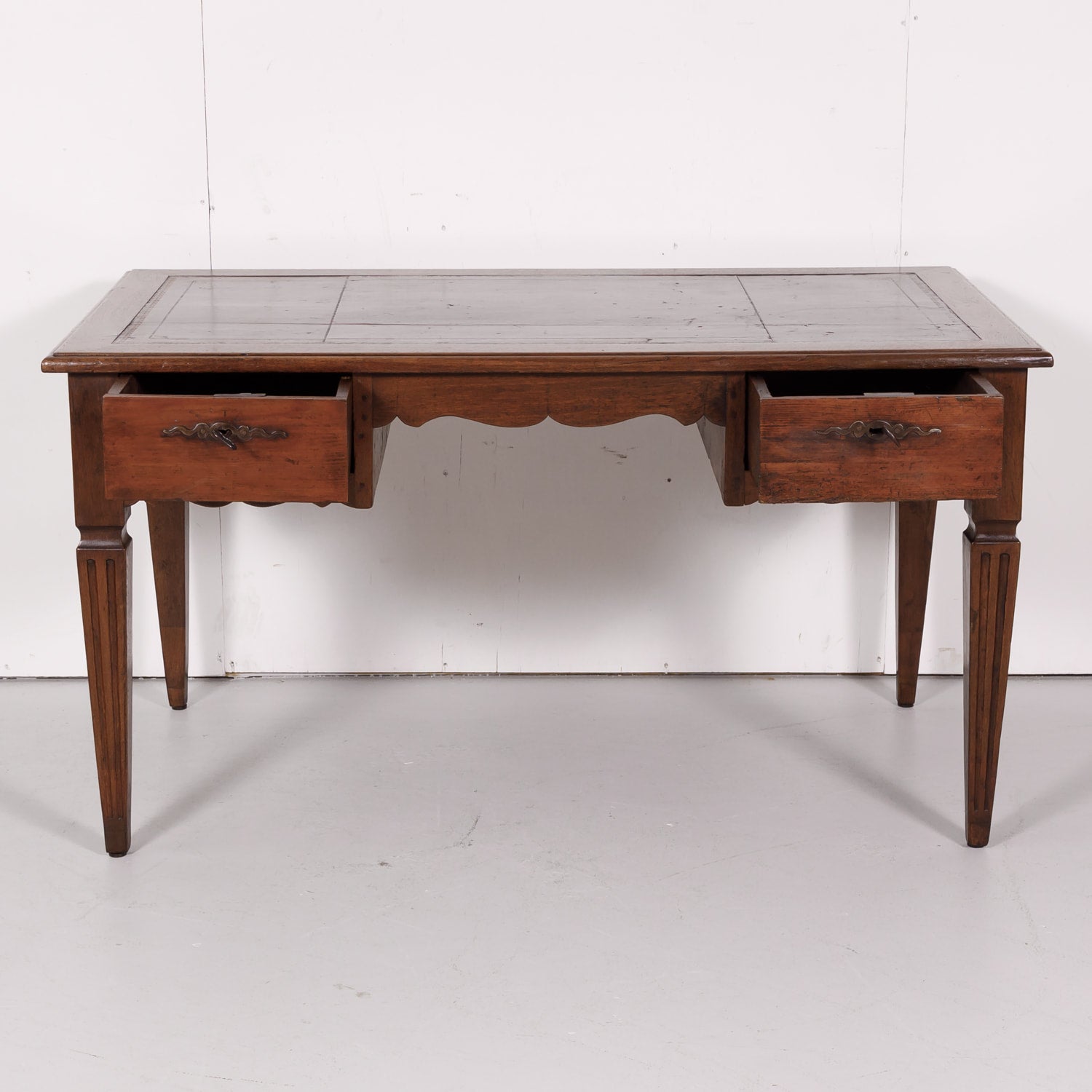 18th Century Louis XV-Louis XVI Transition Period Desk with Tooled Leather Top