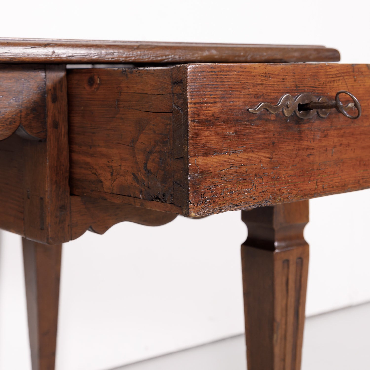 18th Century Louis XV-Louis XVI Transition Period Desk with Tooled Leather Top