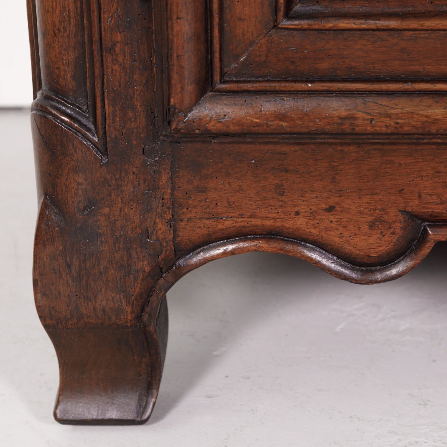 18th Century French Period Louis XV Walnut Buffet from Lyon