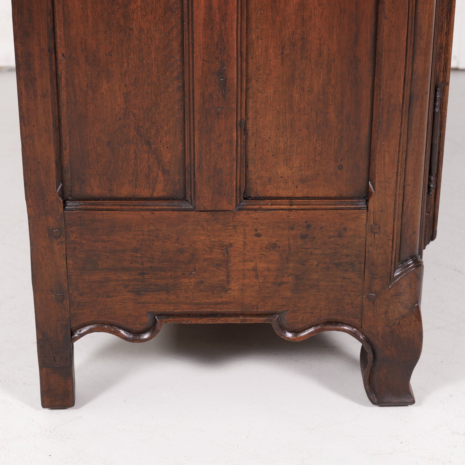 18th Century French Period Louis XV Walnut Buffet from Lyon