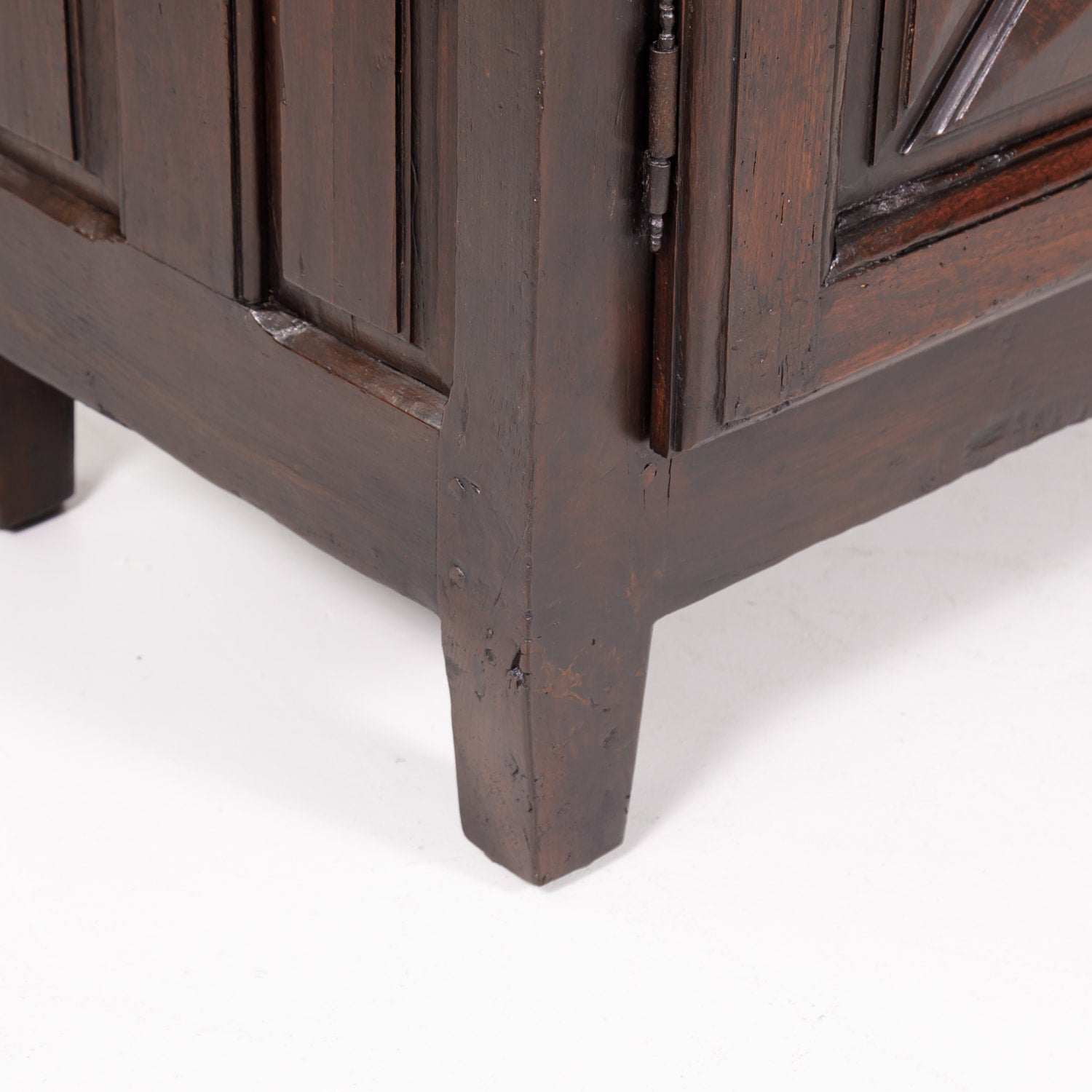 18th Century French Louis XIII Style Oak Enfilade Buffet from Chateau de la Motte