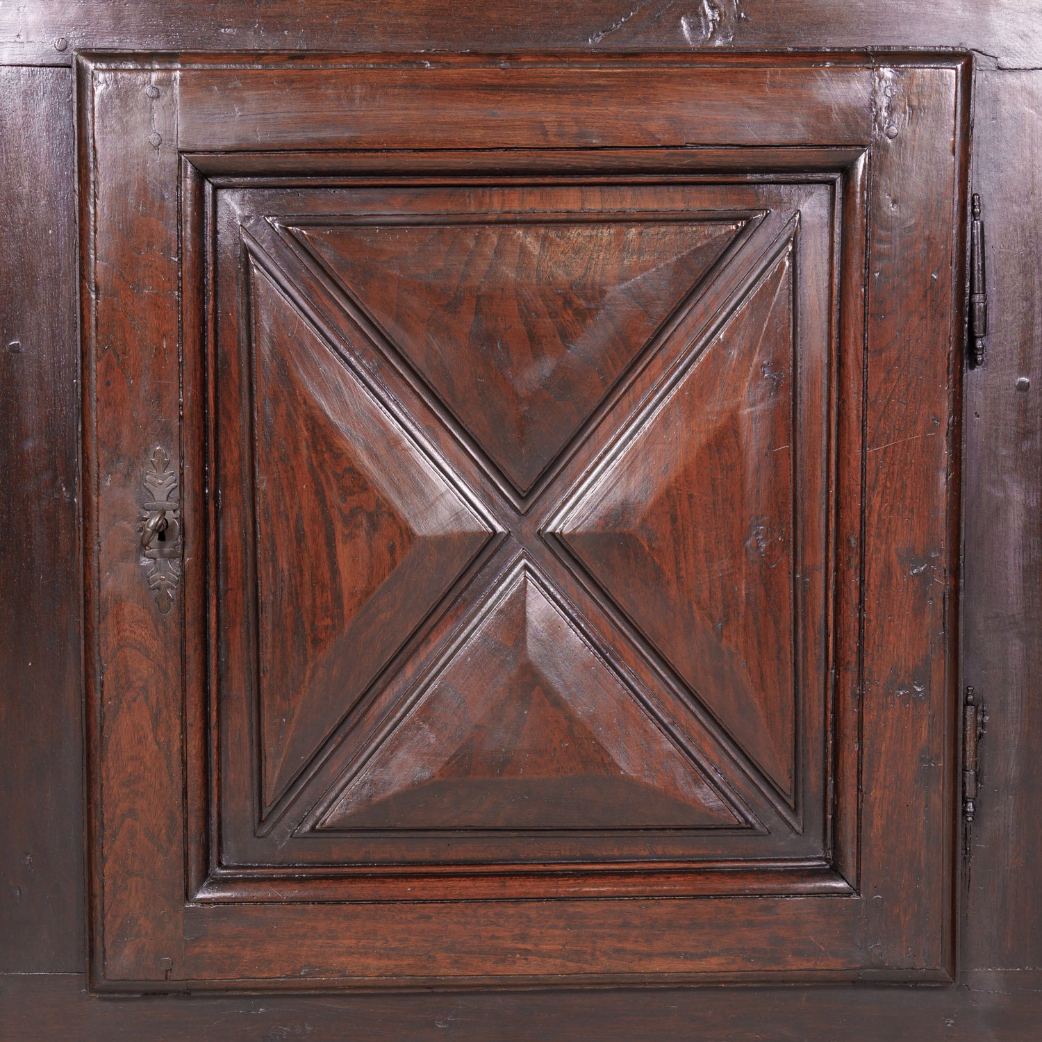 18th Century French Louis XIII Style Oak Enfilade Buffet from Chateau de la Motte