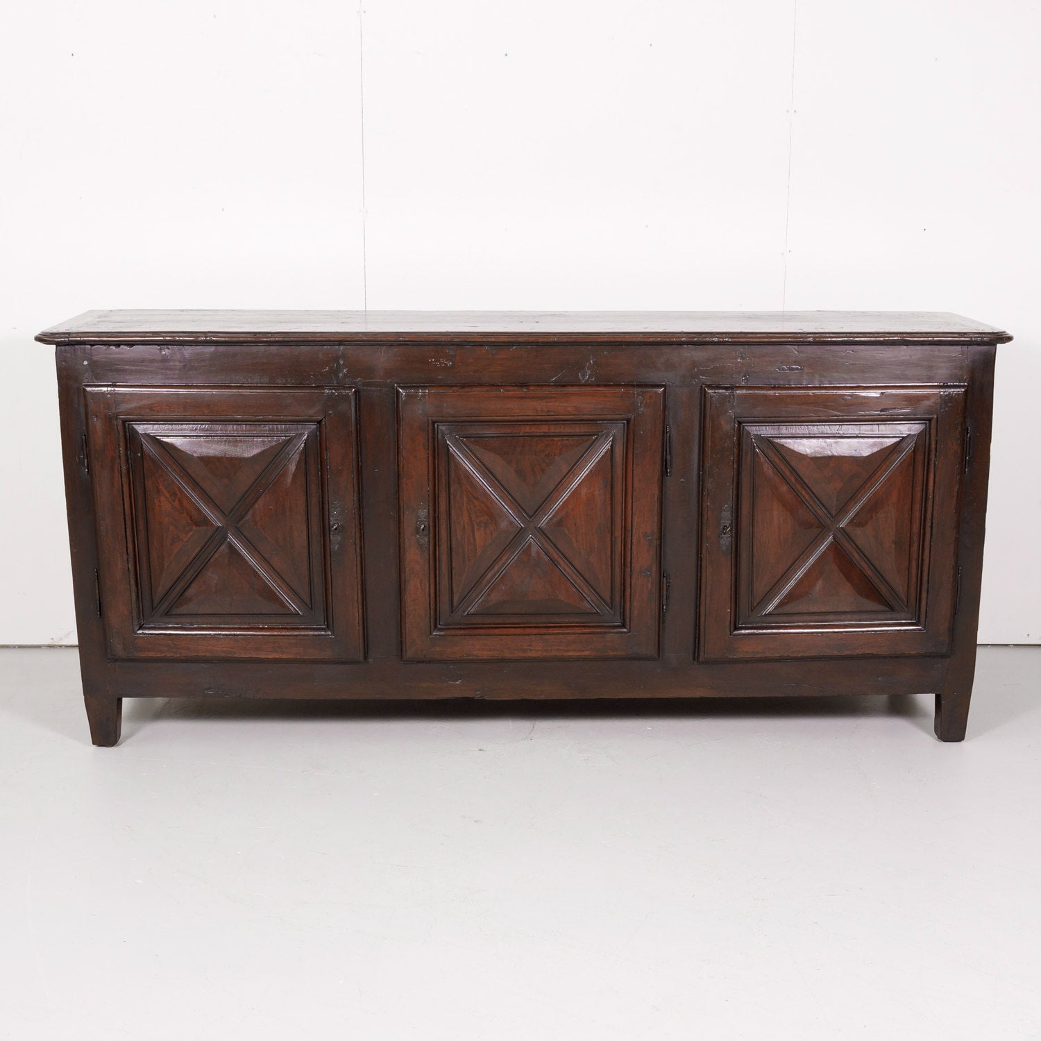 18th Century French Louis XIII Style Oak Enfilade Buffet from Chateau de la Motte