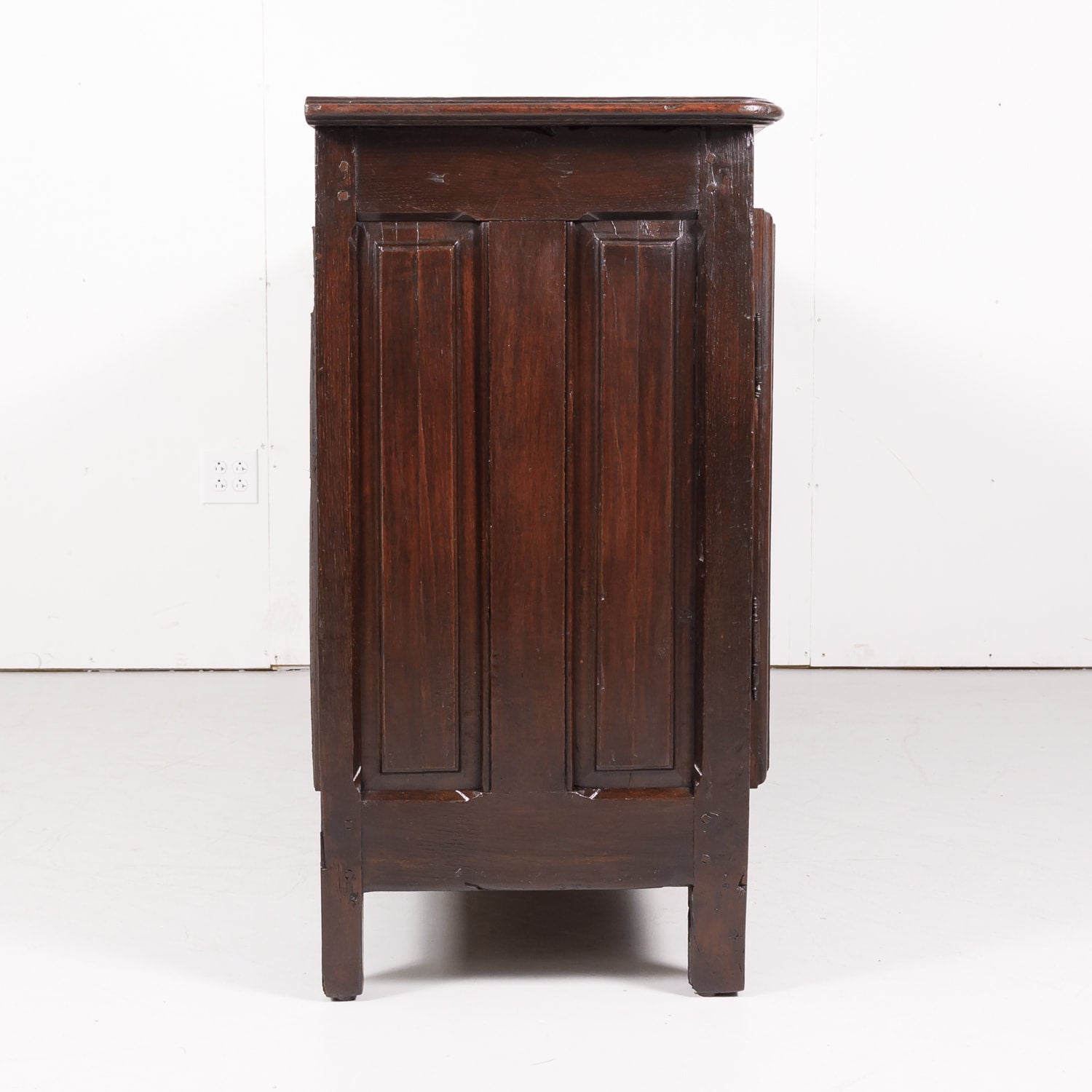 18th Century French Louis XIII Style Oak Enfilade Buffet from Chateau de la Motte