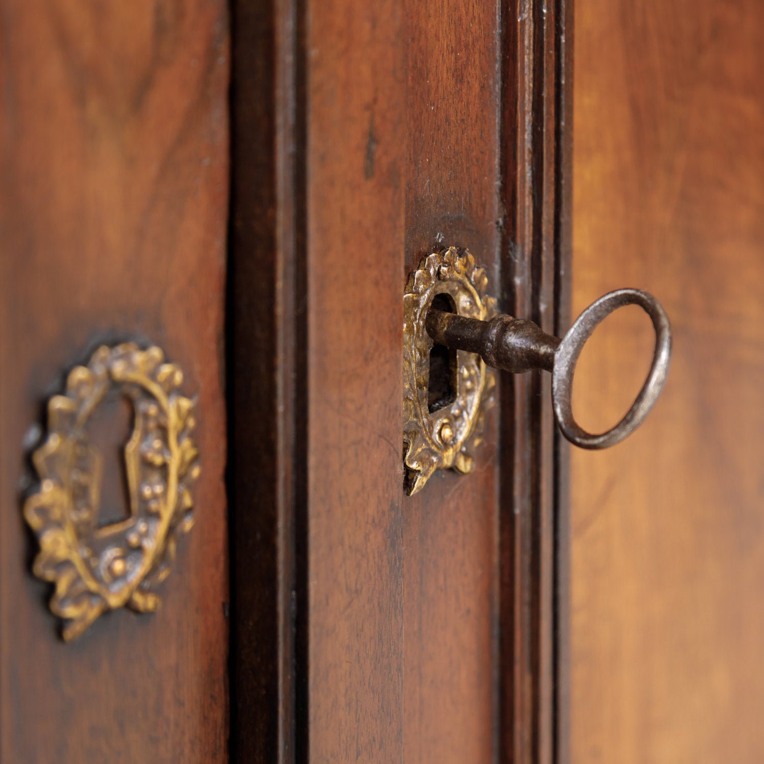 18th Century French Directoire Period Walnut Lyonnaise Enfilade Buffet