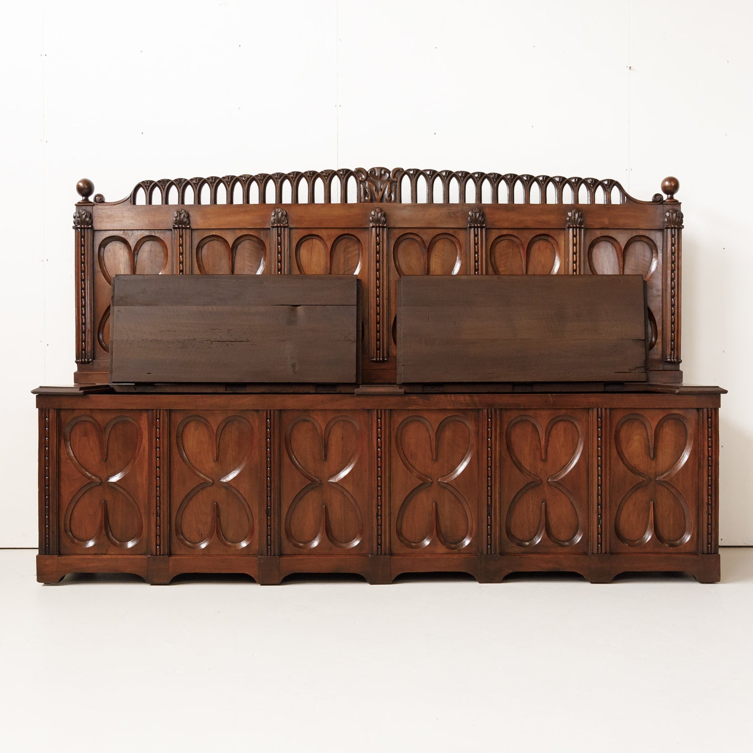 18th Century French Gothic Revival Period Walnut Settle or Hall Bench with Lift Seat