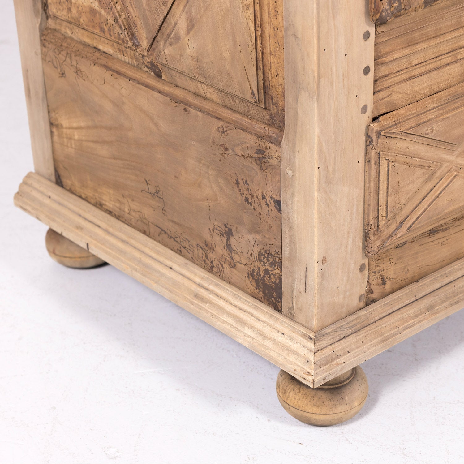 19th Century French Louis XIII Style Bleached Walnut Buffet d'Appui