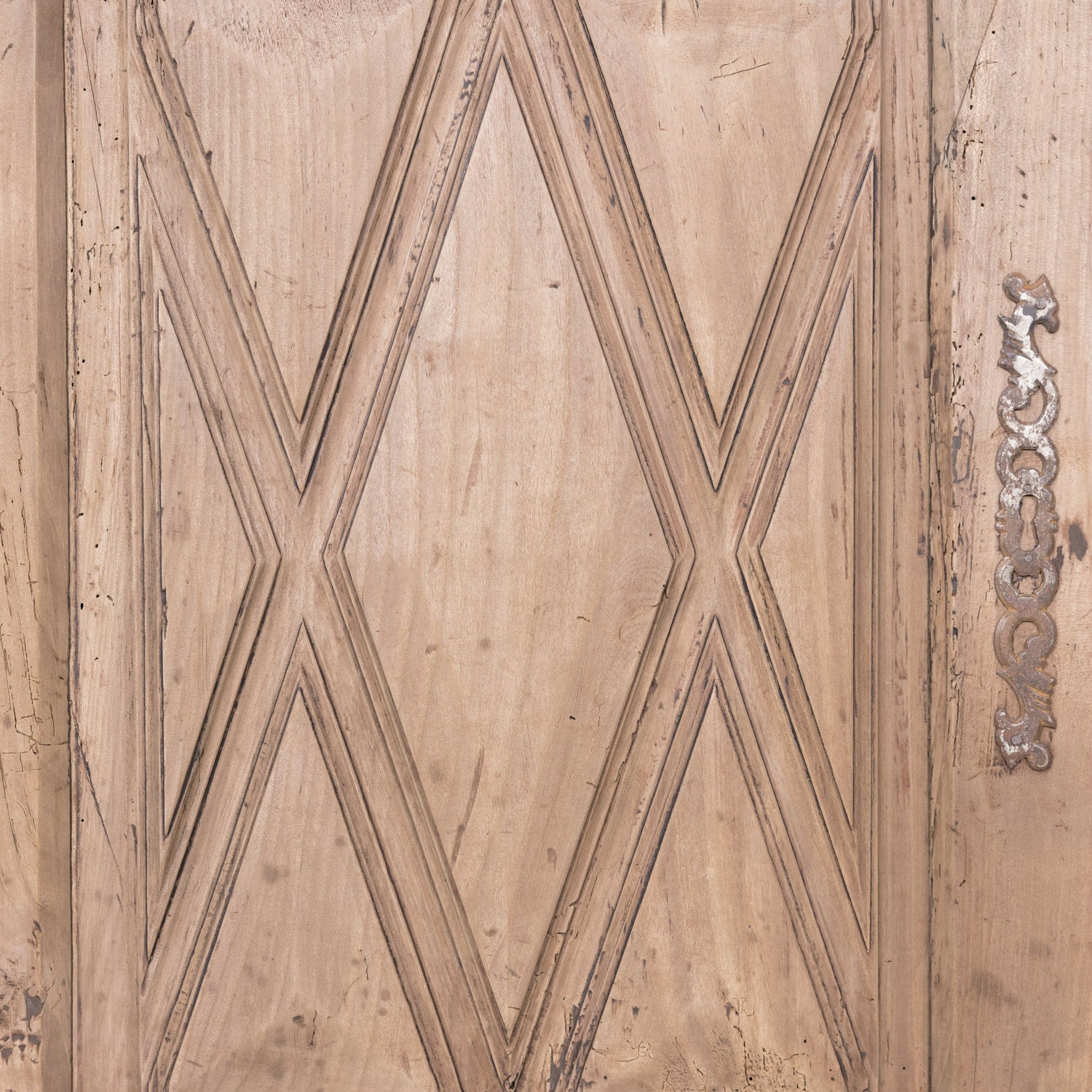 19th Century French Louis XIII Style Bleached Walnut Buffet d'Appui