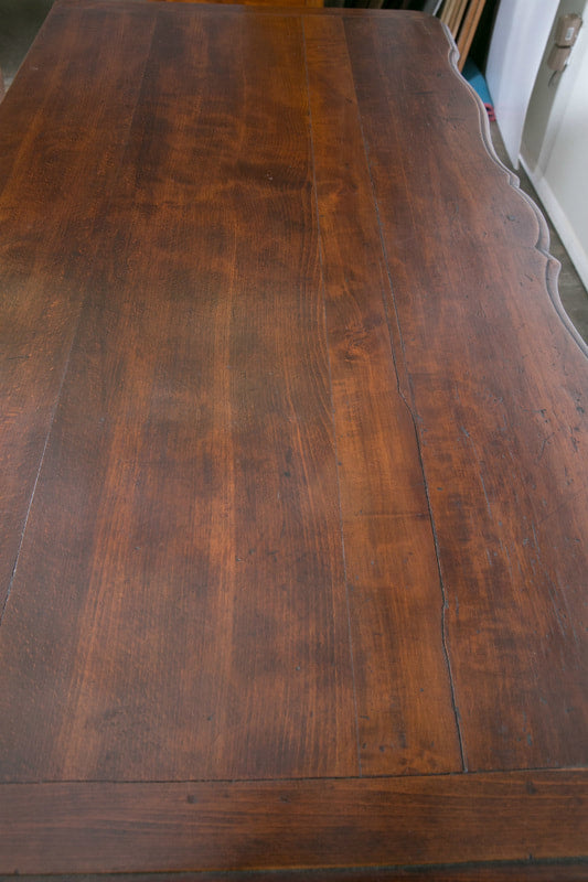 18th Century French Louis XV Period Lyonnaise Commode en Arbelete 